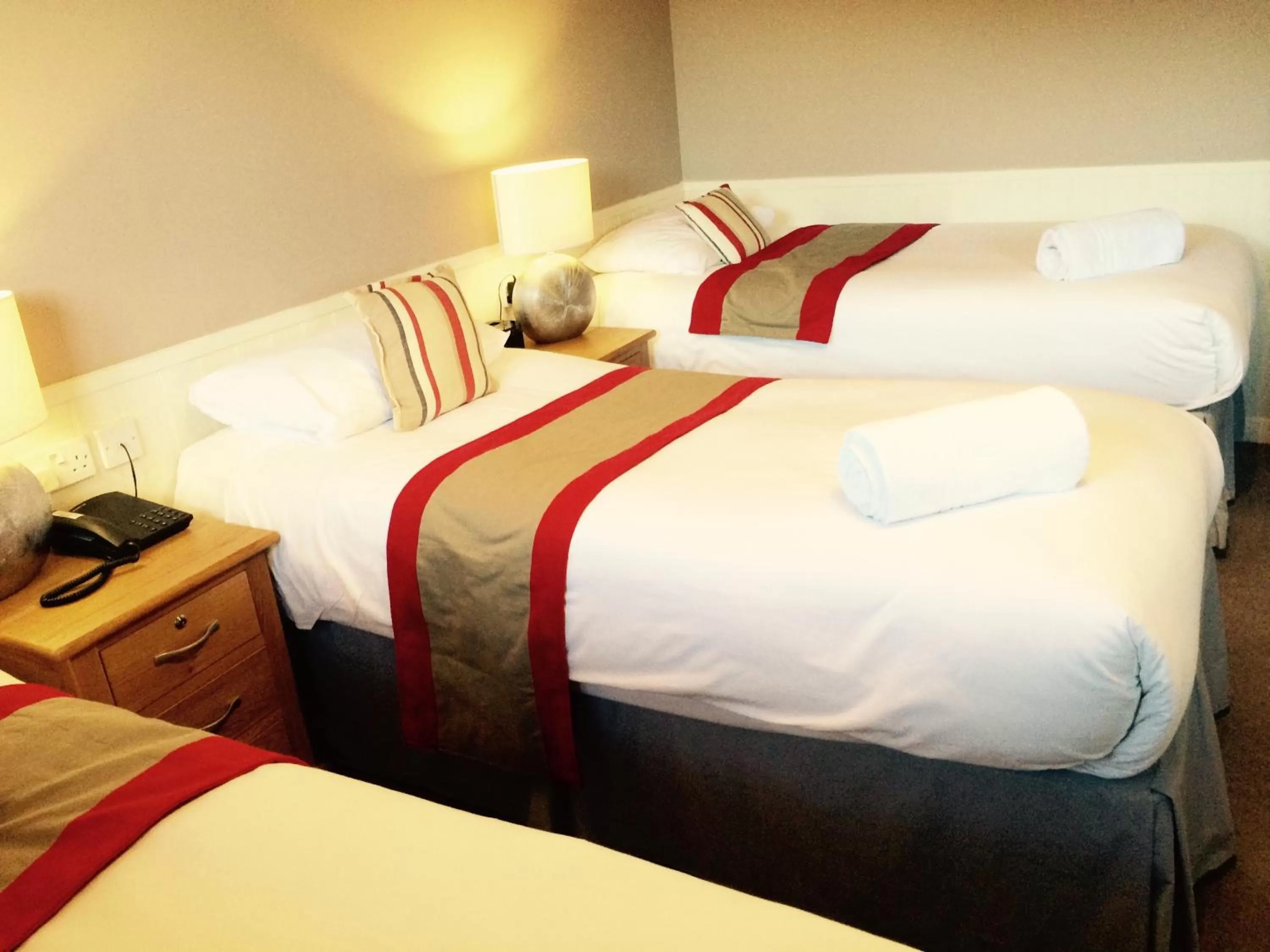 Standard Triple Room in Breckland Lodge