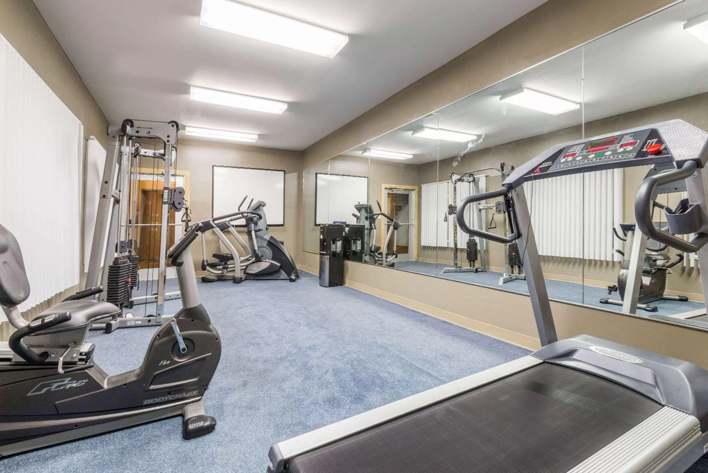 Fitness centre/facilities in Baymont by Wyndham Noblesville