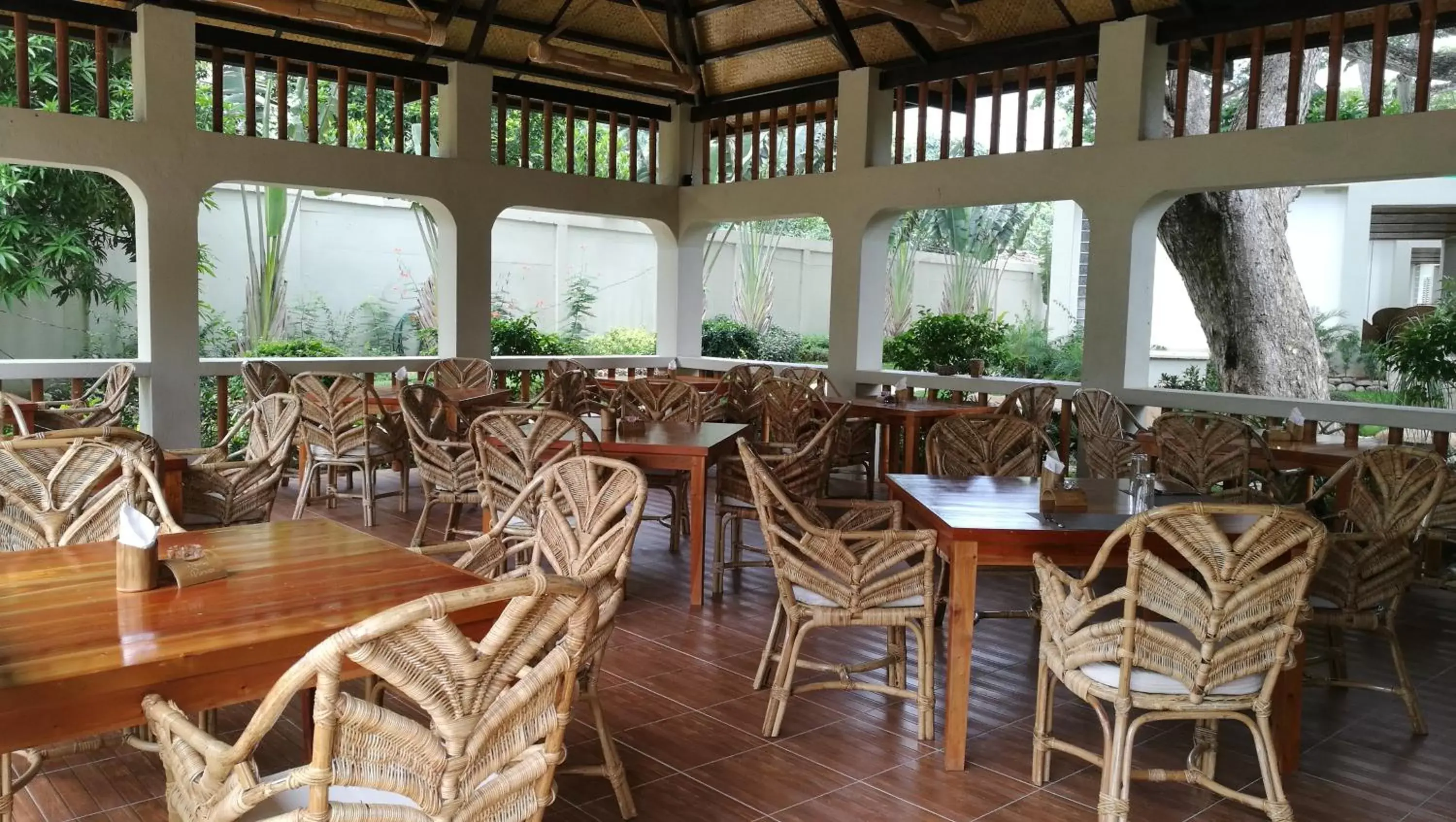 Restaurant/places to eat in Munting Paraiso Restaurant/places to eat in Munting Paraiso