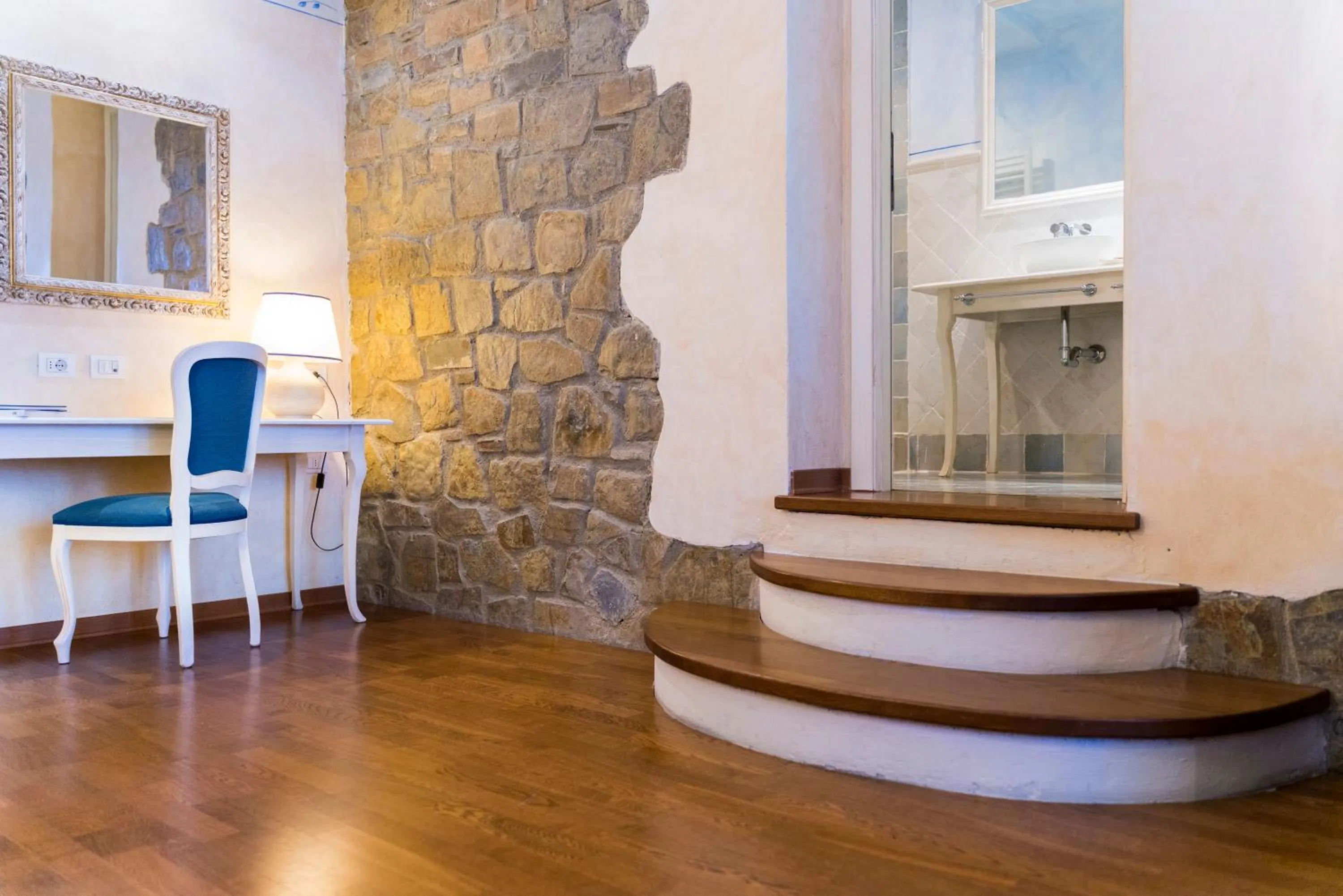 Decorative detail in Hotel Borgo Di Cortefreda - Place of Charme