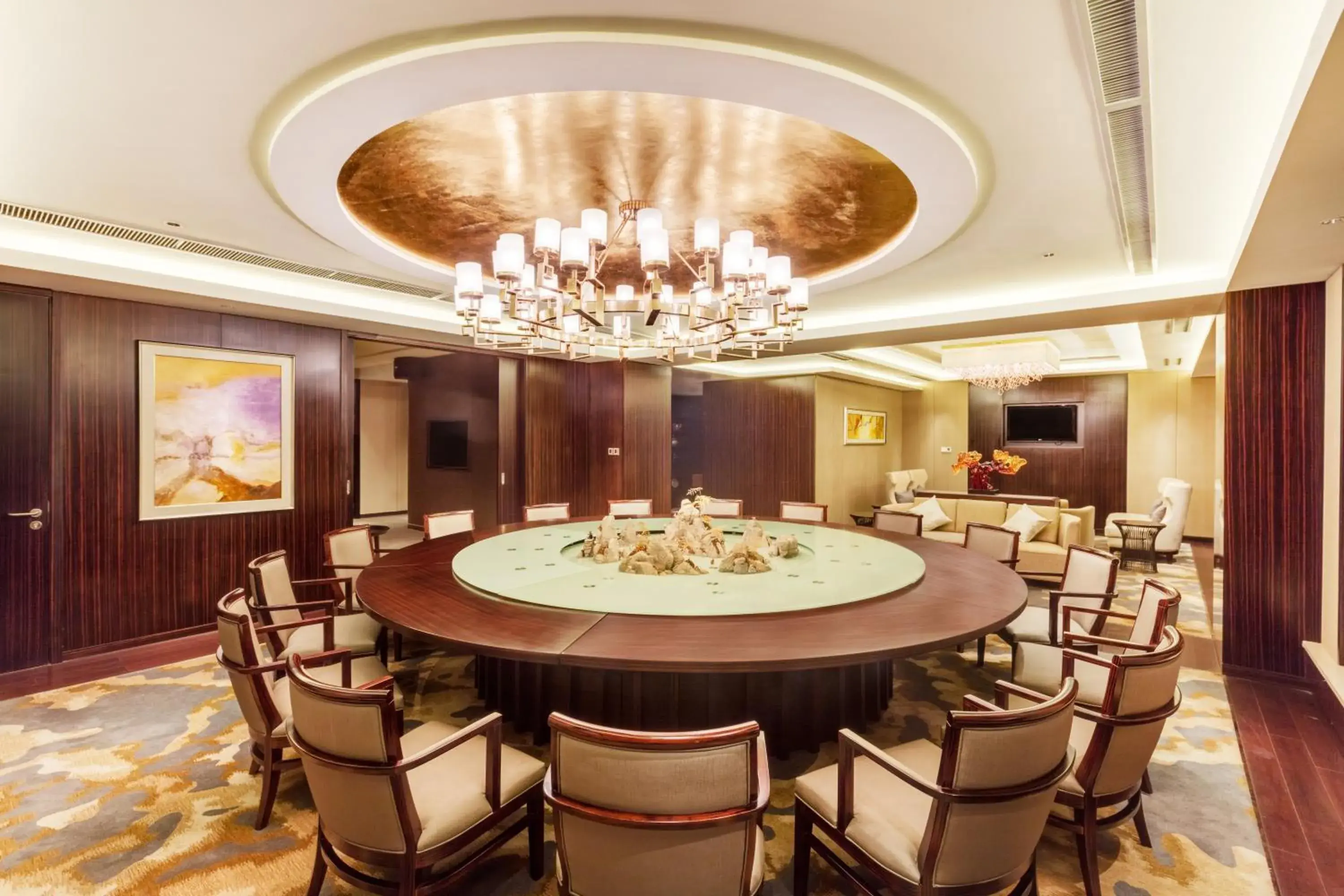 Restaurant/places to eat, Banquet Facilities in Crowne Plaza Xuzhou Dalong Lake, an IHG Hotel