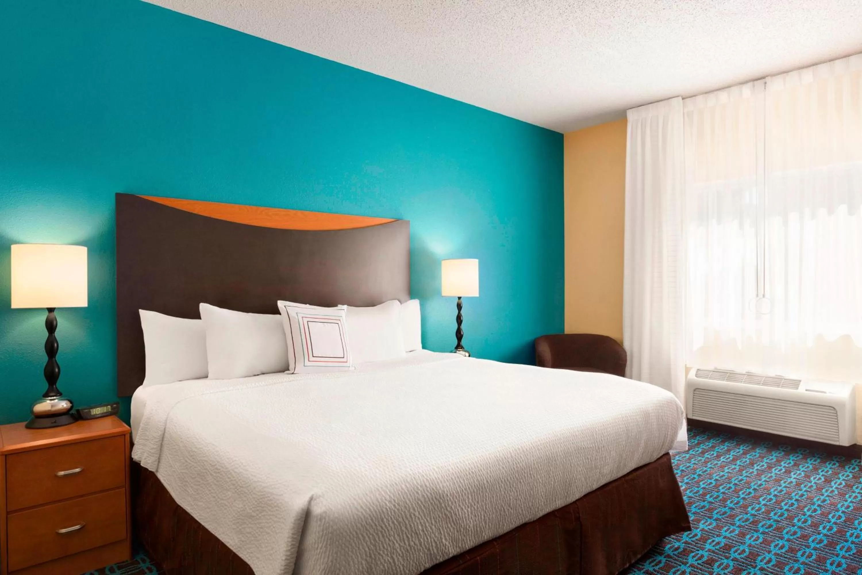Photo of the whole room, Bed in Fairfield Inn & Suites Oklahoma City Quail Springs/South Edmond