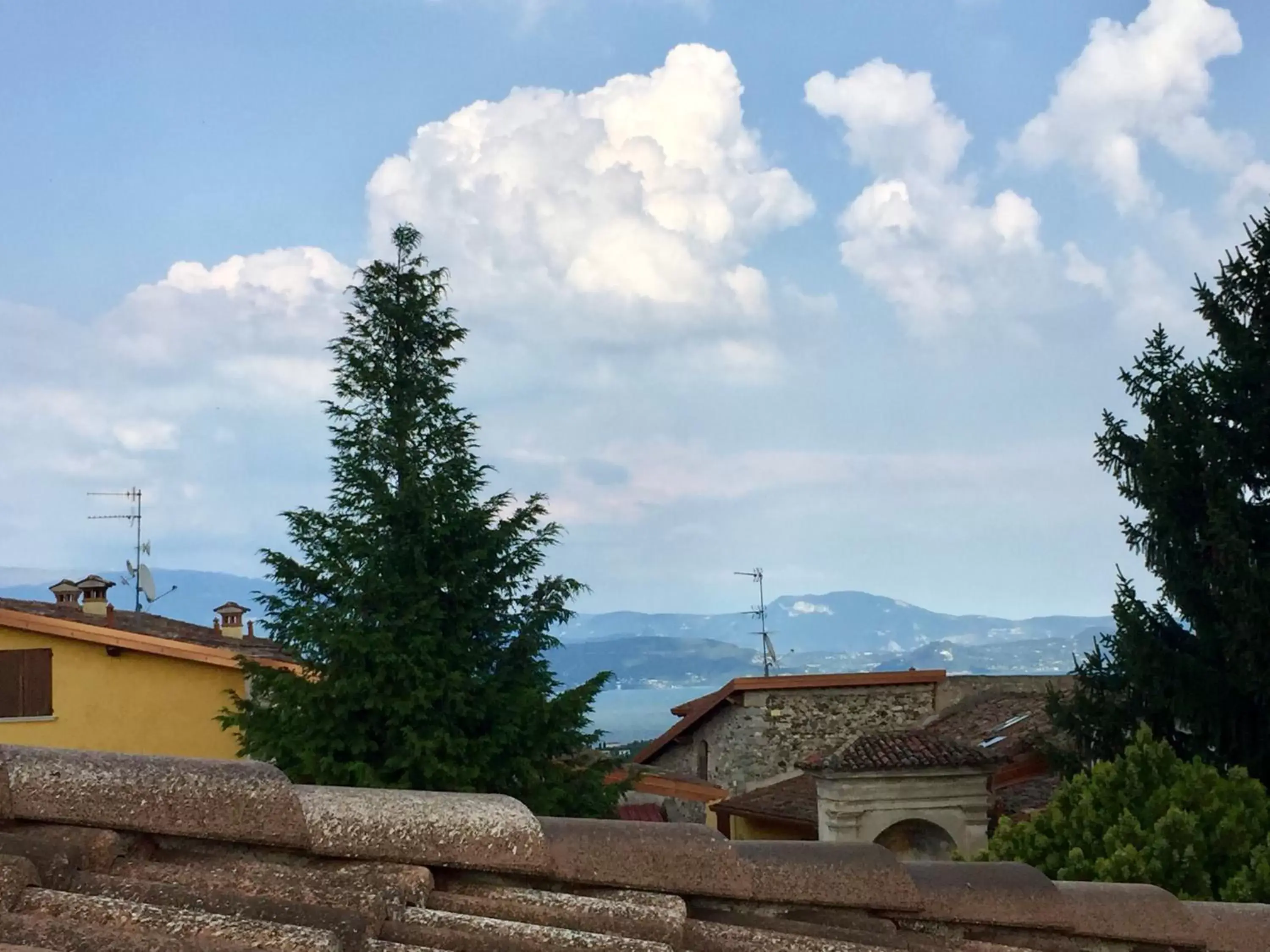 Balcony/Terrace in La Casa Di Campagna Sul Garda