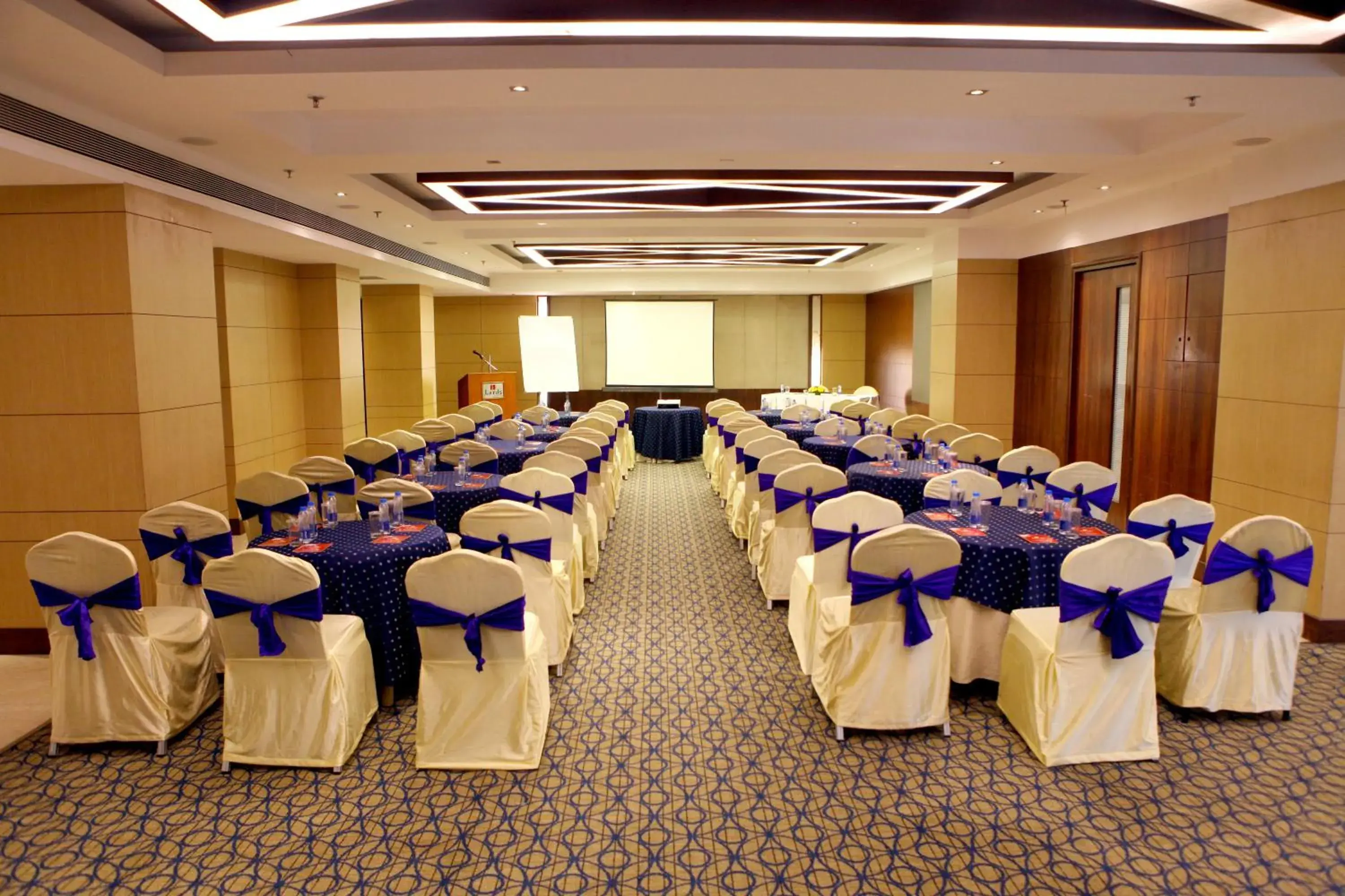 Banquet/Function facilities, Banquet Facilities in Lords Plaza Surat