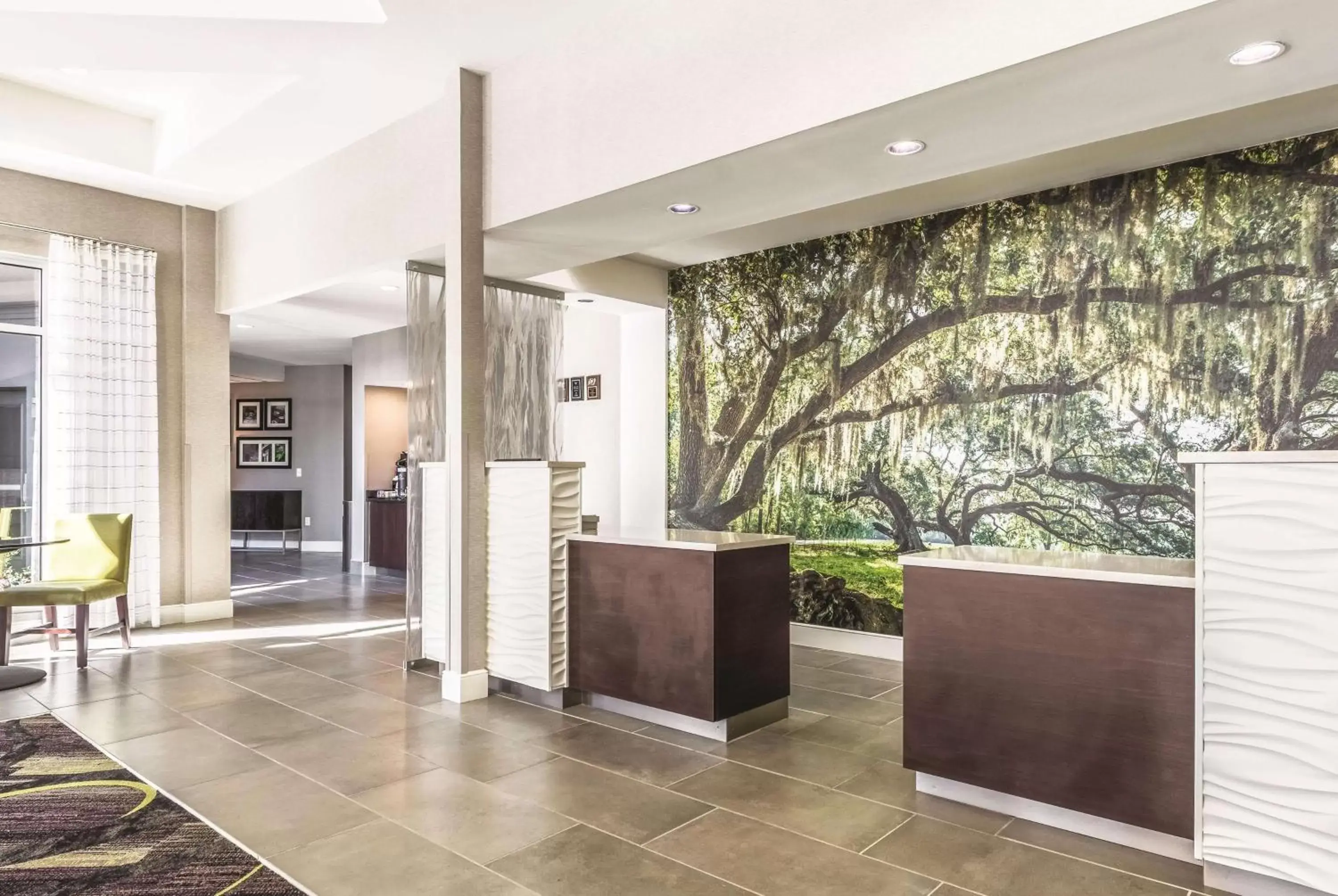Lobby or reception, Lobby/Reception in La Quinta by Wyndham Alexandria Airport