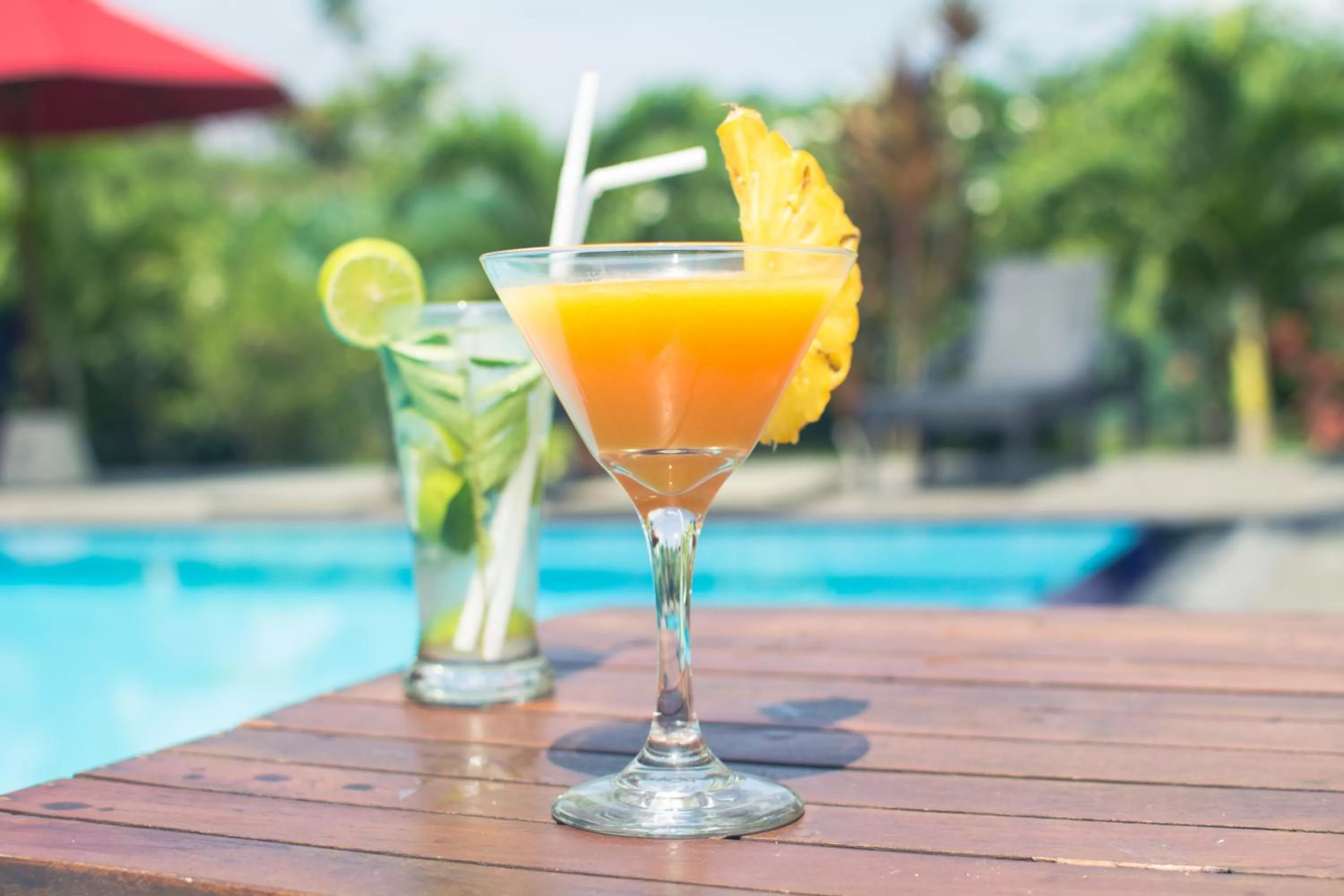 Drinks in Weligama Ocean Breeze