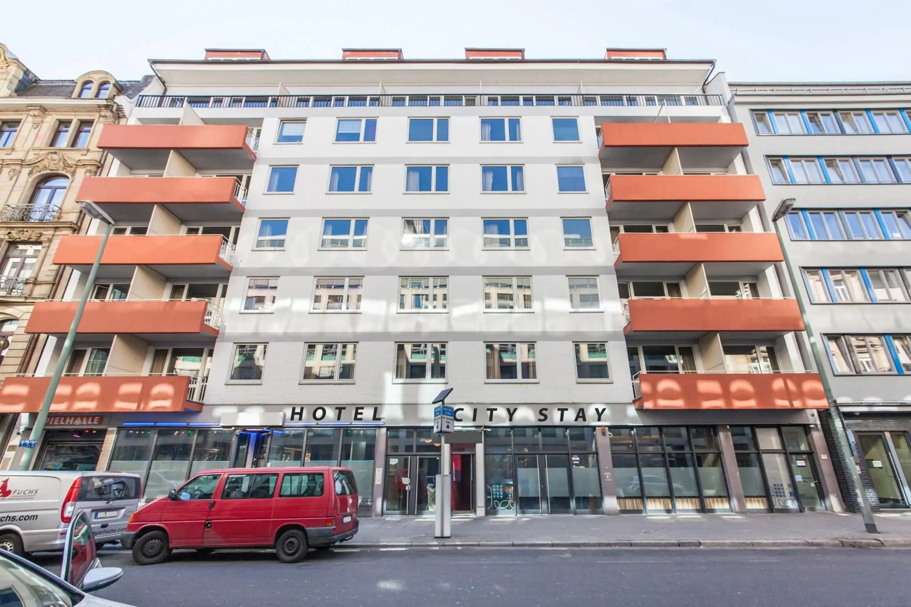 Facade/entrance, Property Building in Scope Hotel City Stay Frankfurt