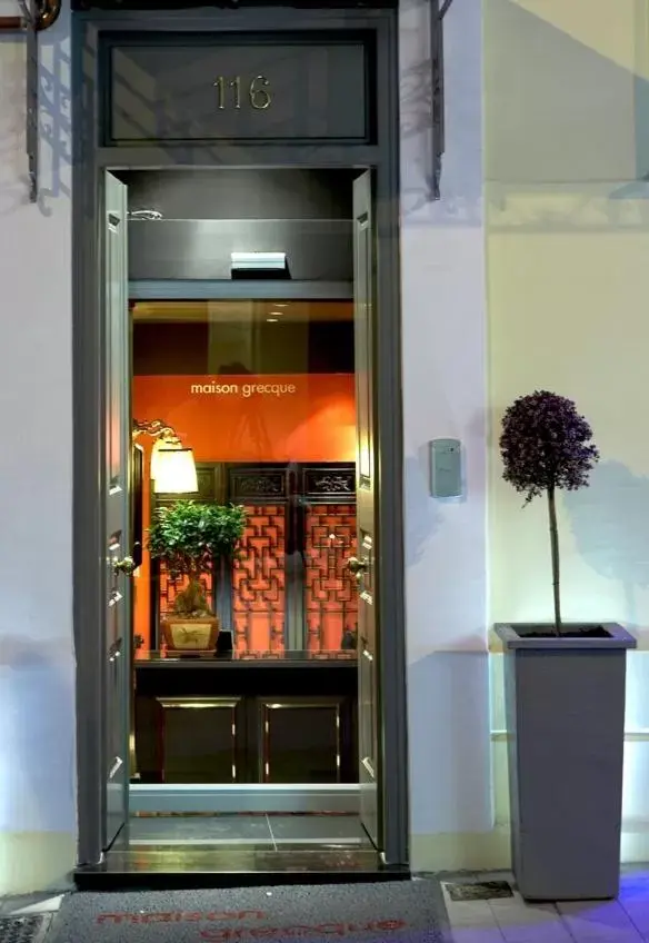 Facade/entrance in Maison Grecque Hotel Extraordinaire
