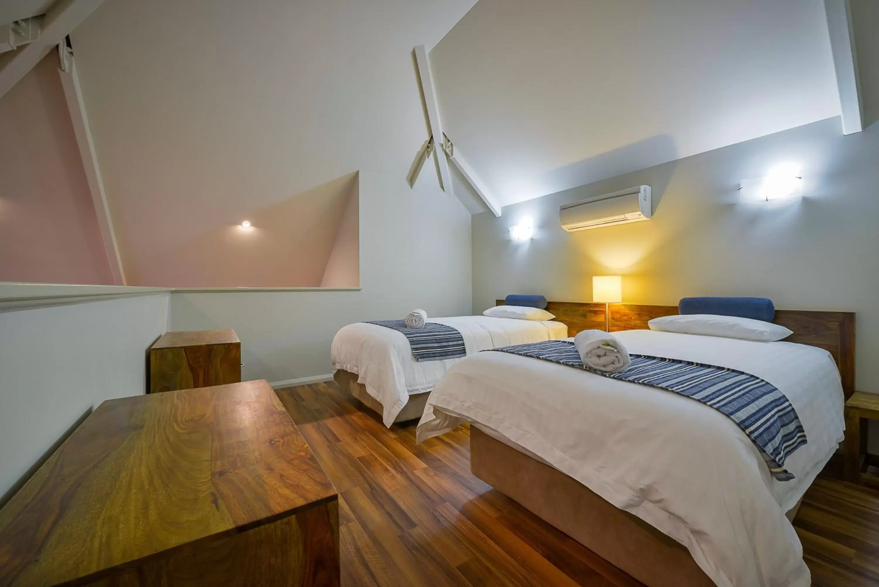 Bedroom, Bed in Exmouth Escape Resort