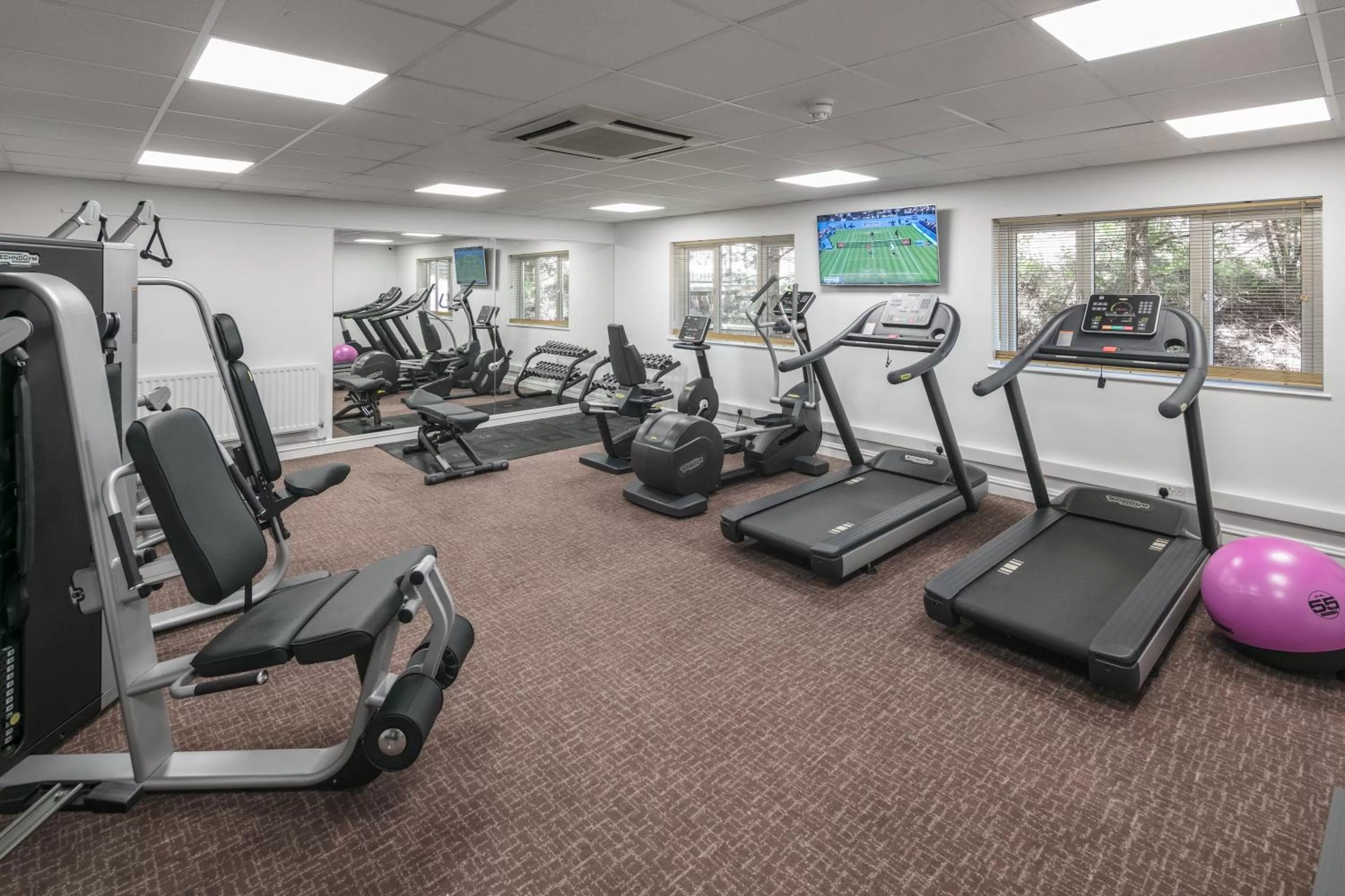 Fitness centre/facilities in Aubrey Park Hotel