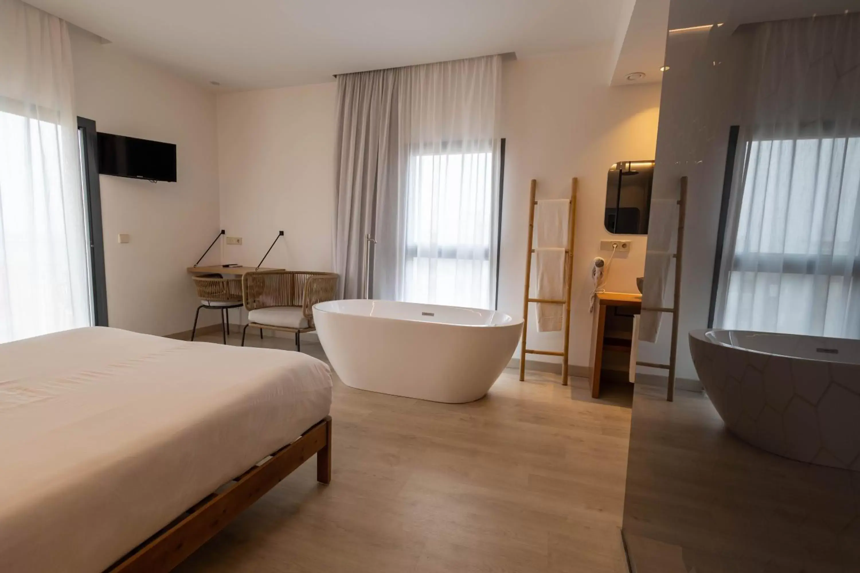 Bed, Bathroom in Play Hotel Ibiza - Adults Only