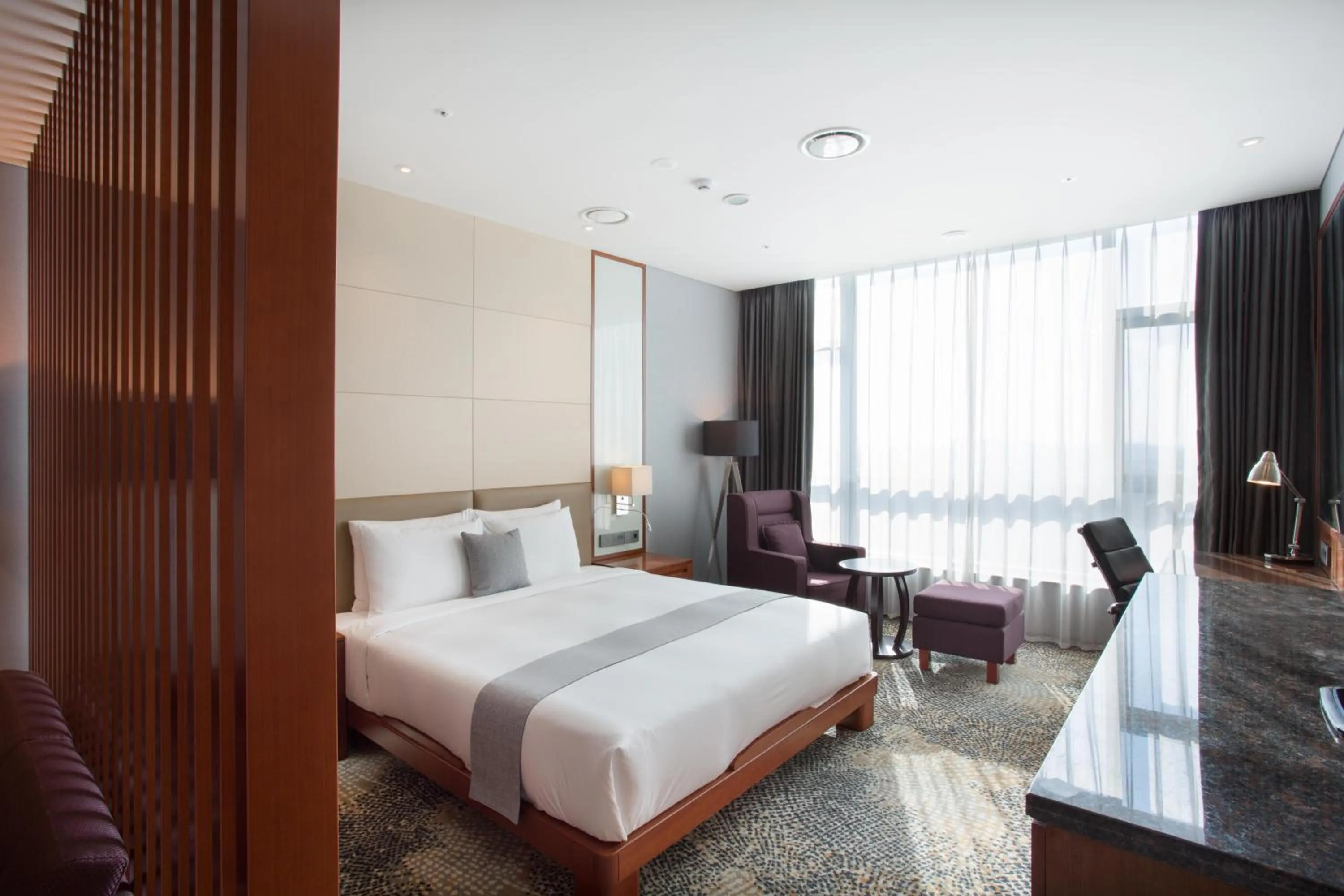 Day, Bed in I Square Hotel