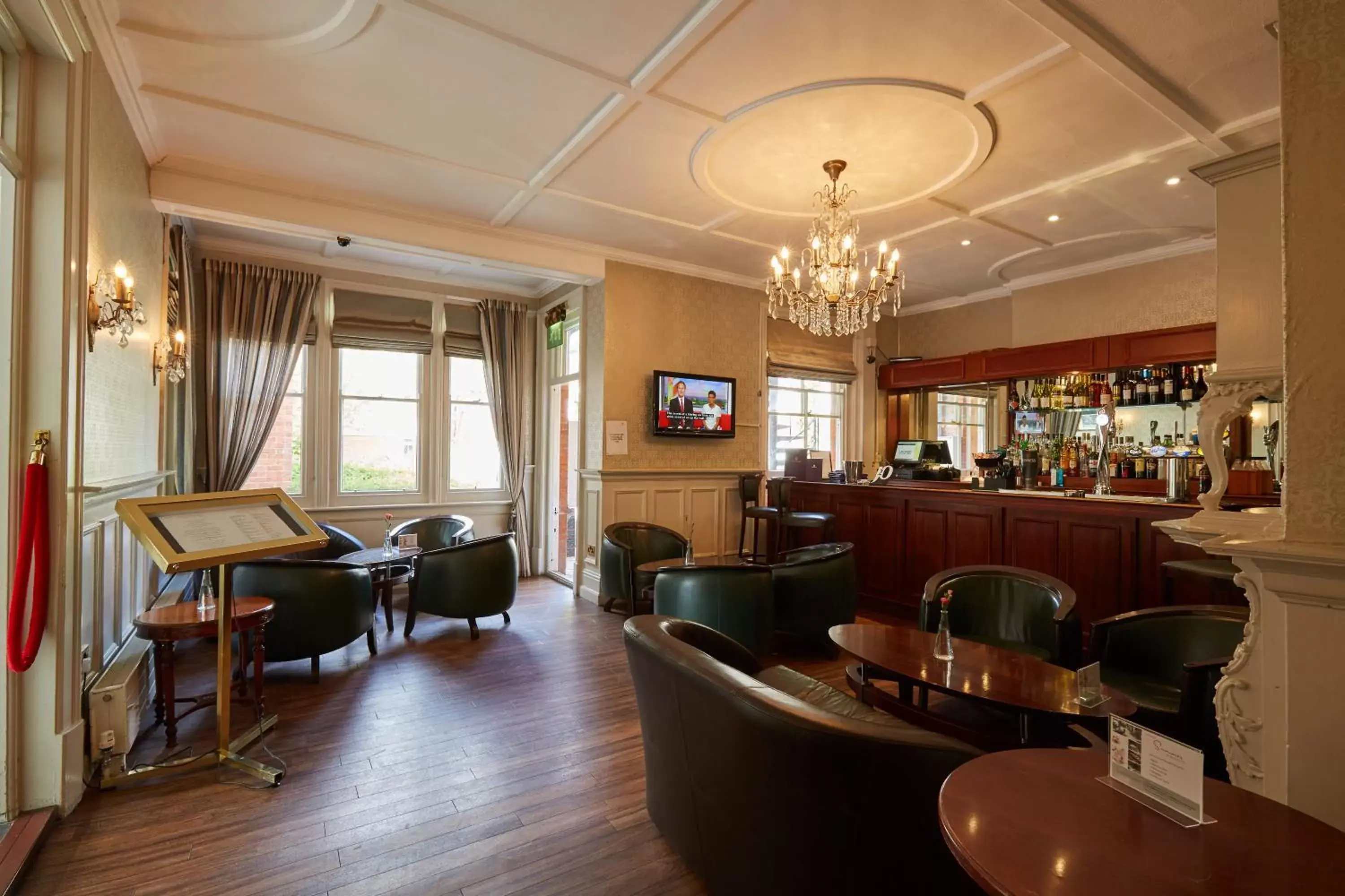 Lounge or bar, Lounge/Bar in Lismoyne Hotel