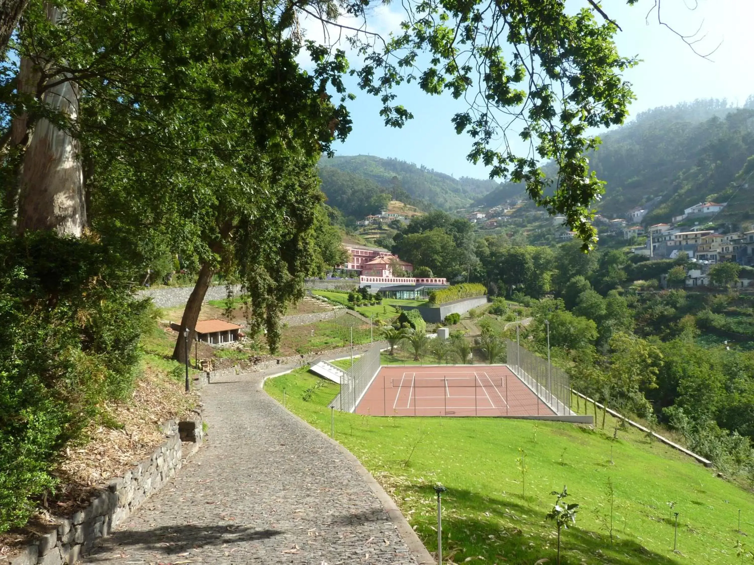 Tennis court in BIO Hotel - Hotel Quinta da Serra