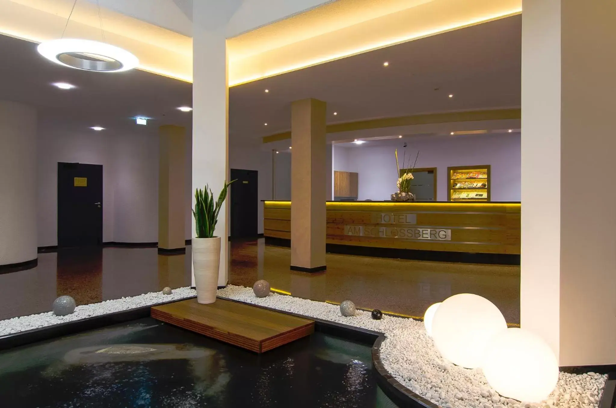 Lobby or reception, Lobby/Reception in Best Western Plus Hotel Am Schlossberg