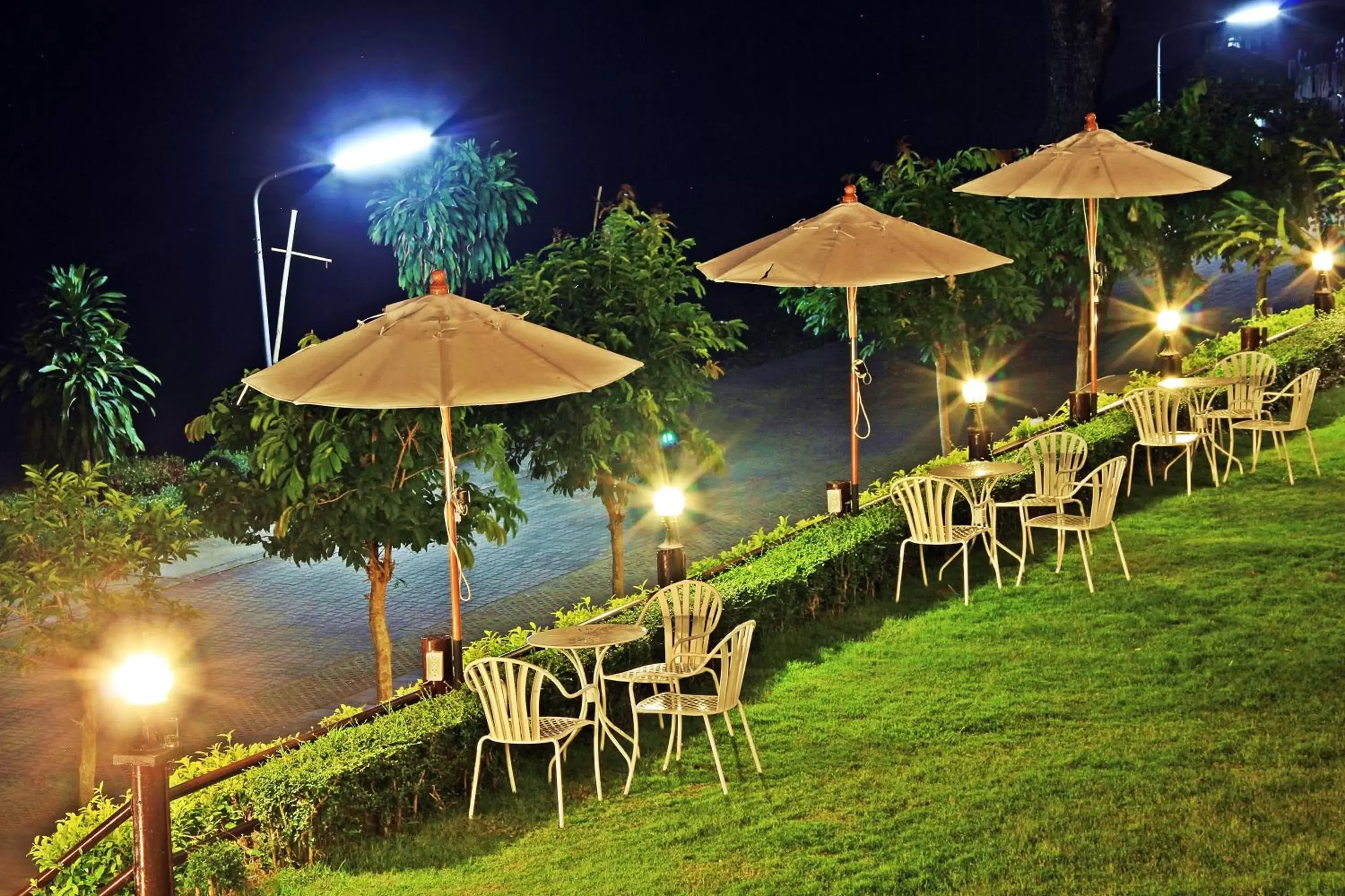 Garden in Namkhong Riverside