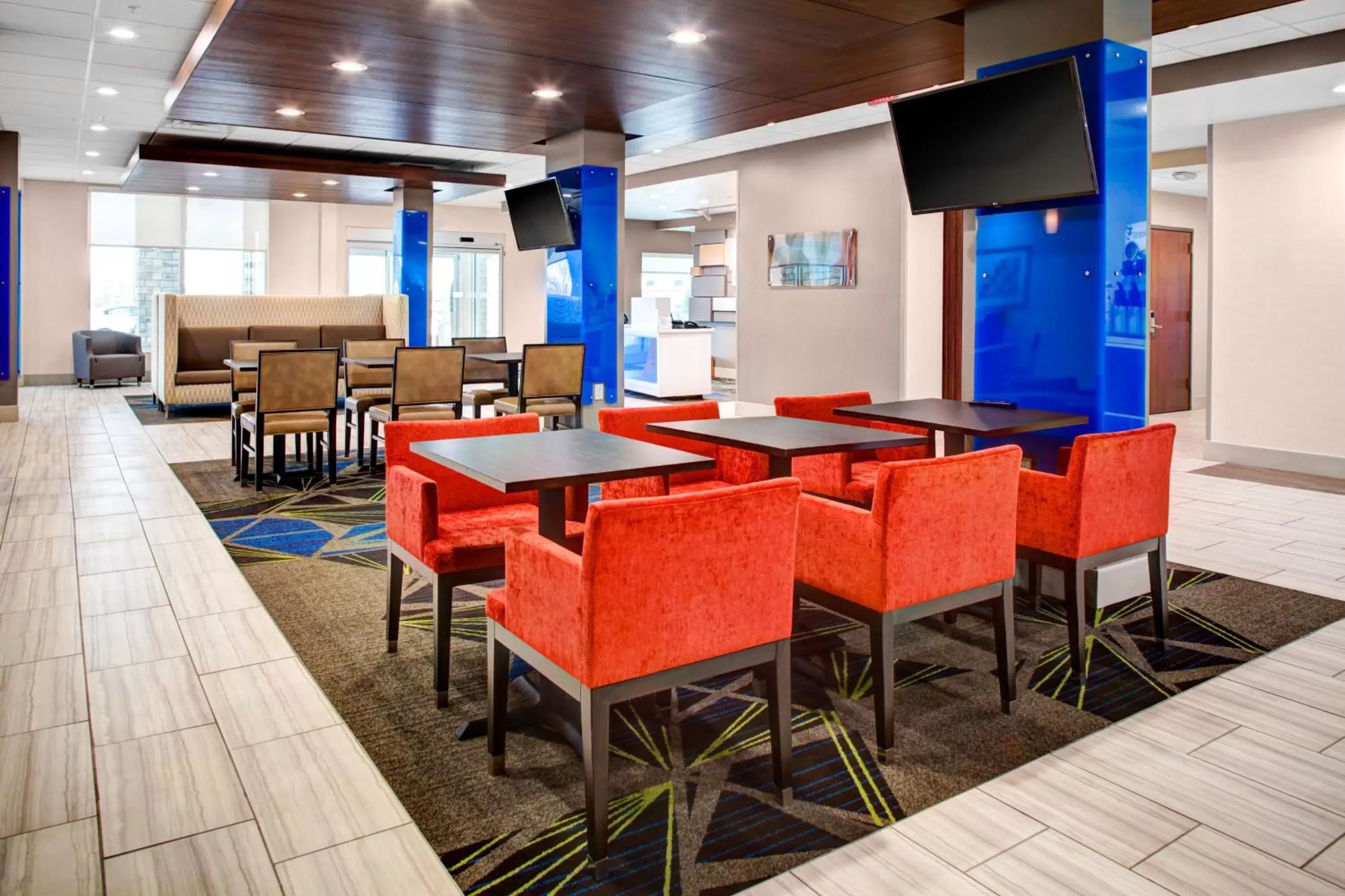 Property building in Holiday Inn Express & Suites Coldwater by IHG Property building in Holiday Inn Express & Suites Coldwater by IHG