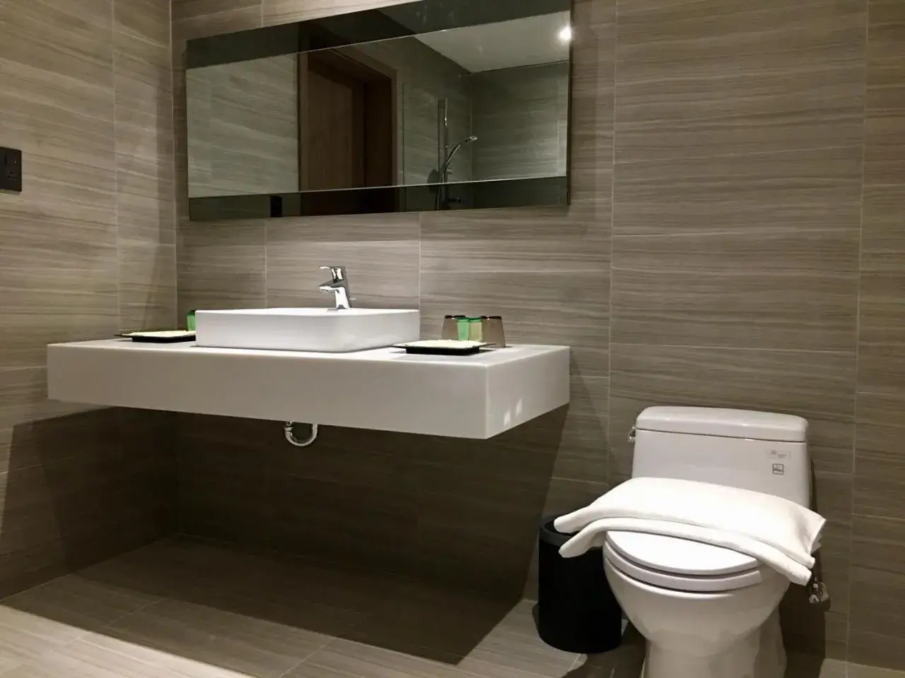 Bathroom in The Luxe Hotel Da Lat