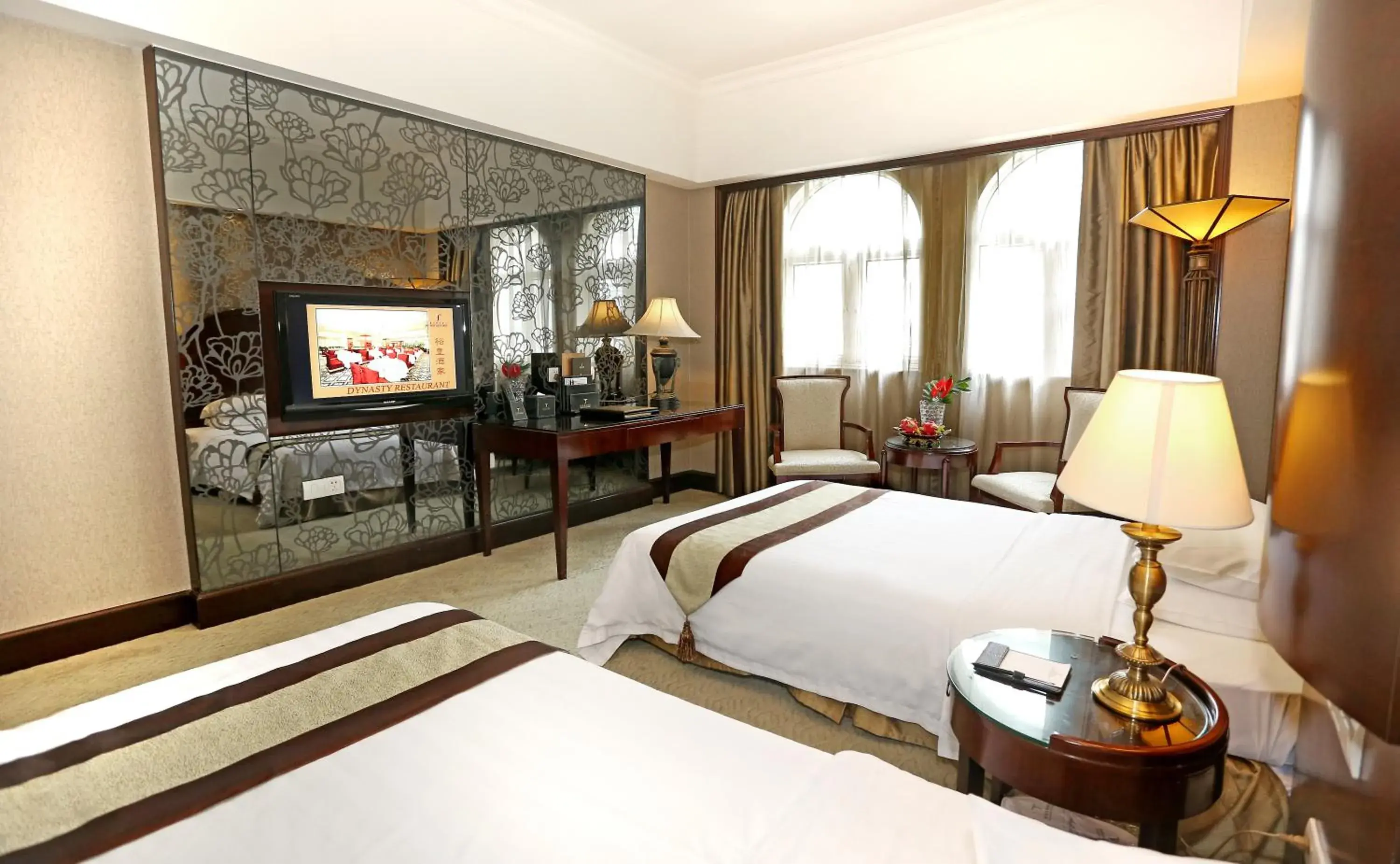 Bed in Grand Palace Hotel（Grand Hotel Management Group）