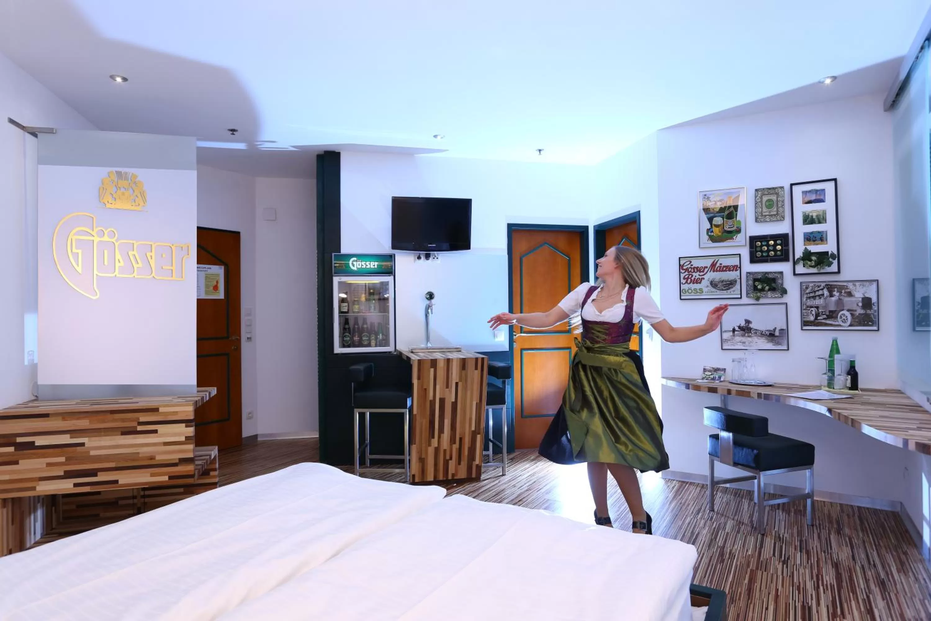 Photo of the whole room, Bed in Hotel Kongress