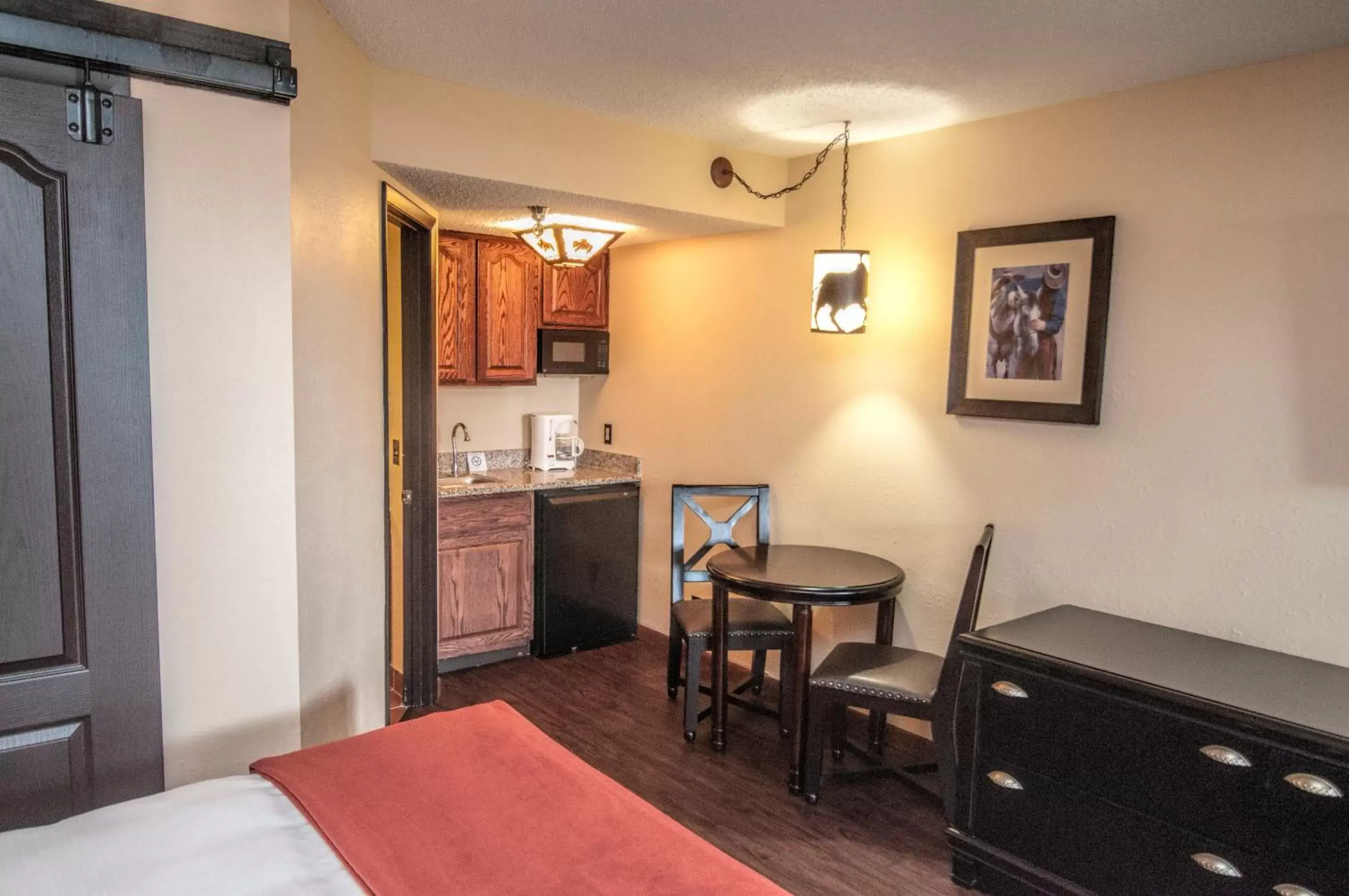 Dining area, Kitchen/Kitchenette in Westgate River Ranch Resort & Rodeo