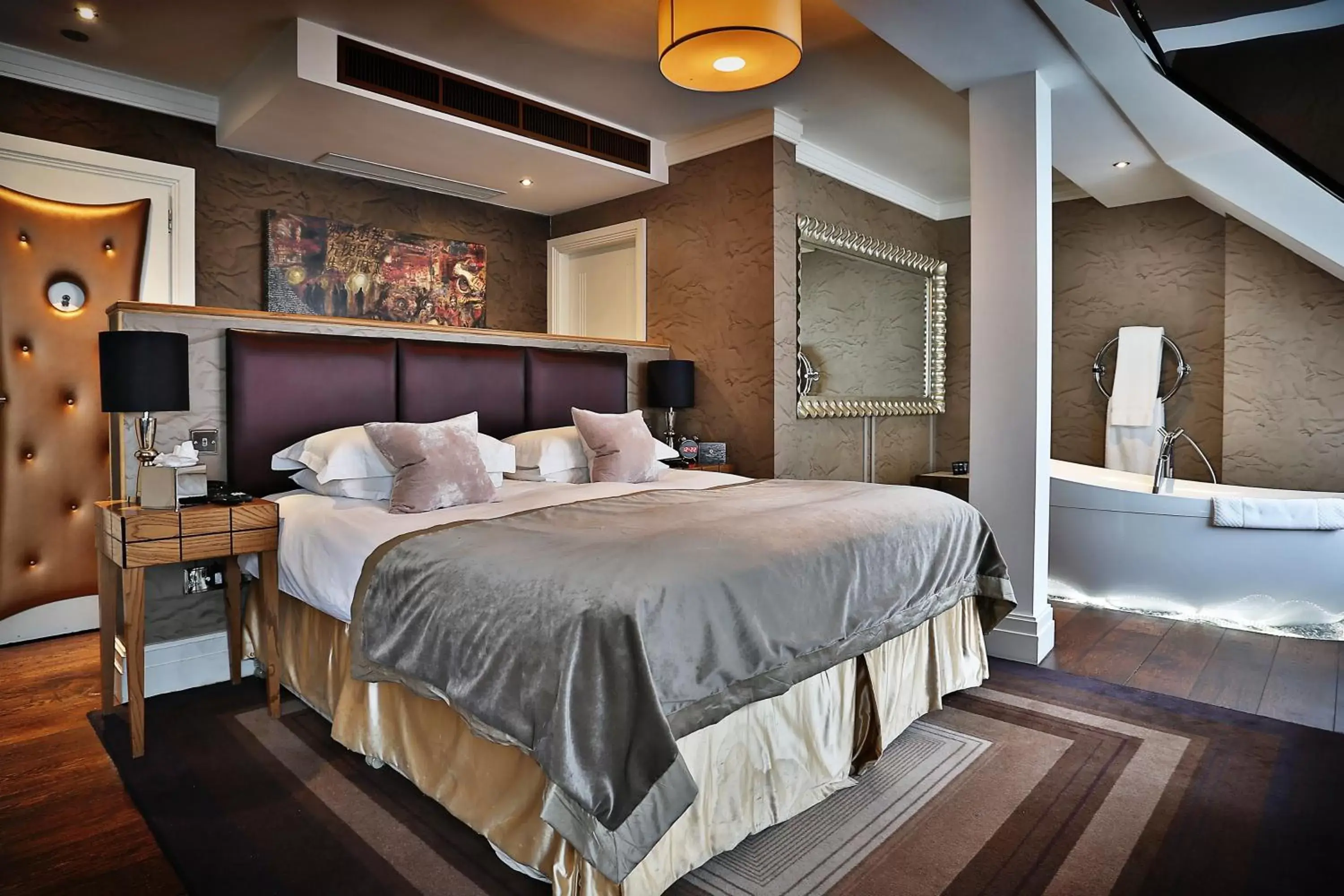 Bedroom, Bed in Karma Sanctum Soho Hotel
