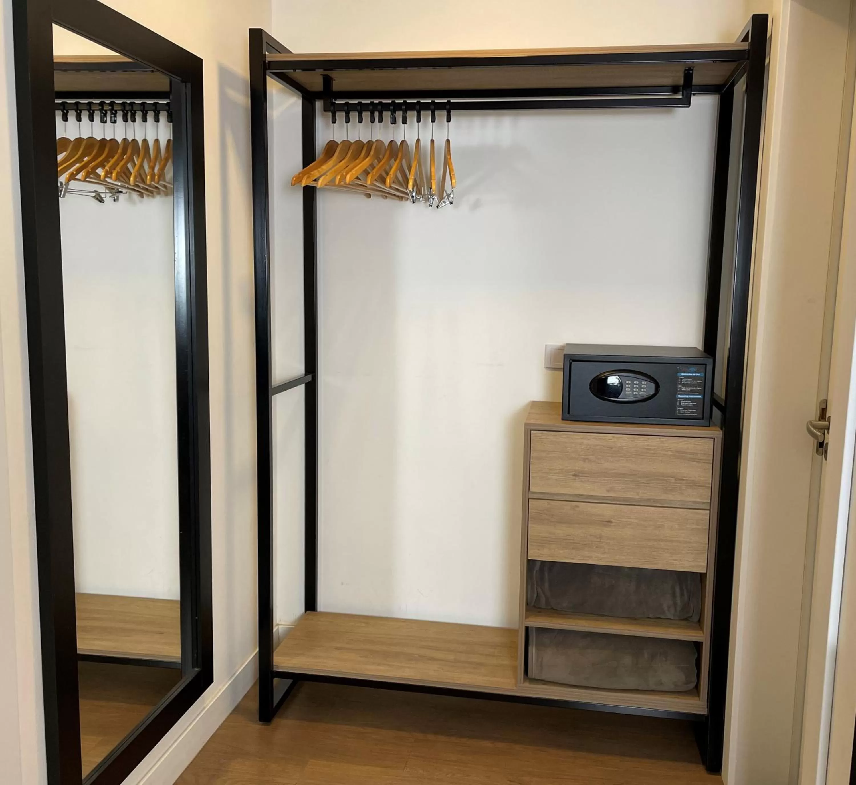 safe in Transamerica Executive Maringá