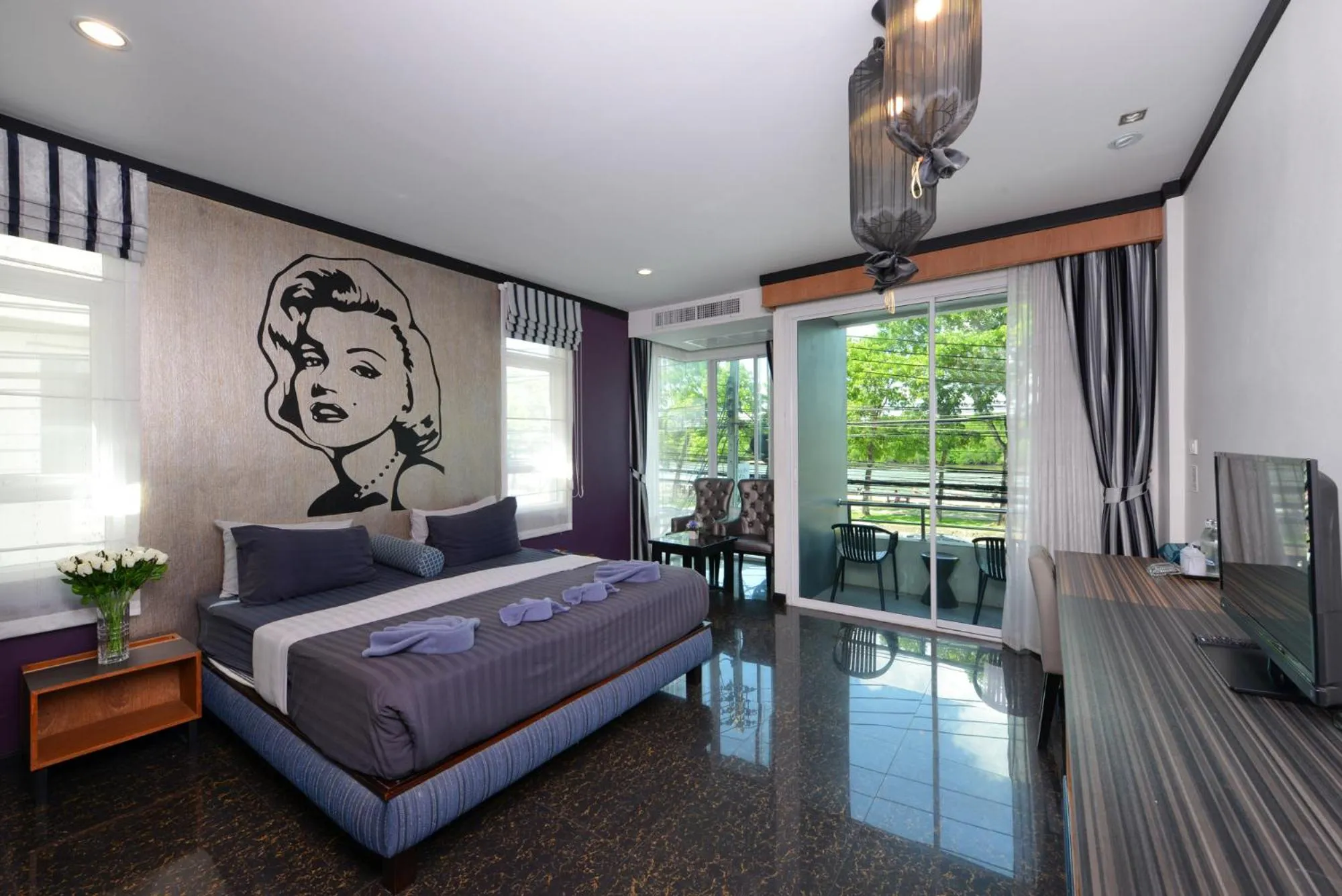 Bed in The River Scene