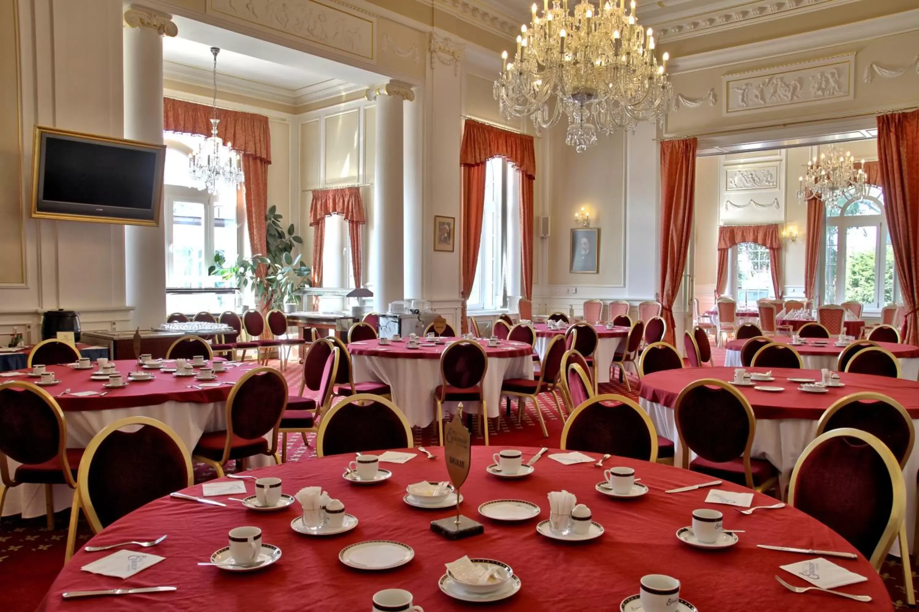 Restaurant/places to eat in Esplanade Spa and Golf Resort Restaurant/places to eat in Esplanade Spa and Golf Resort