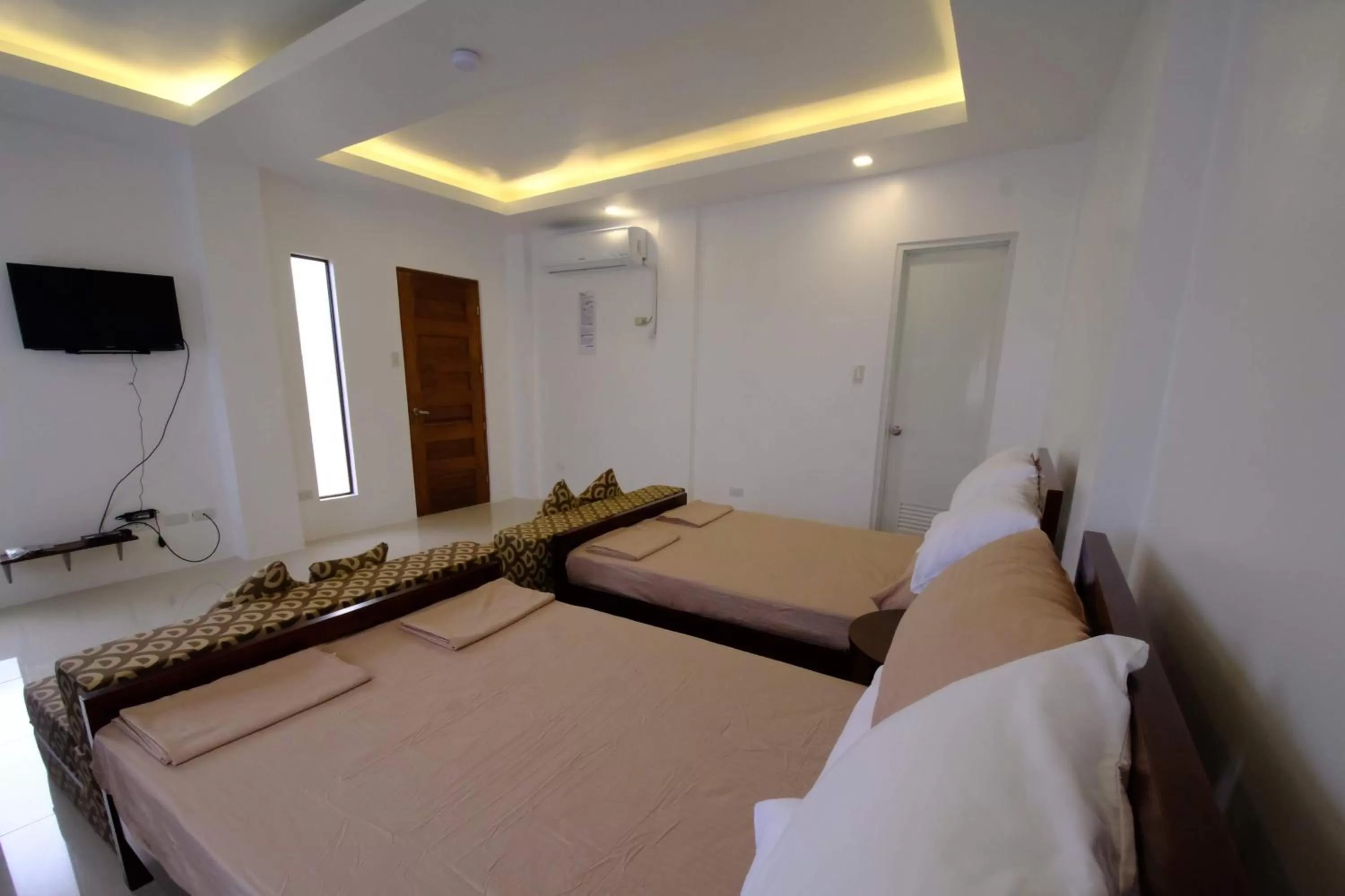 Photo of the whole room in Melronz inn