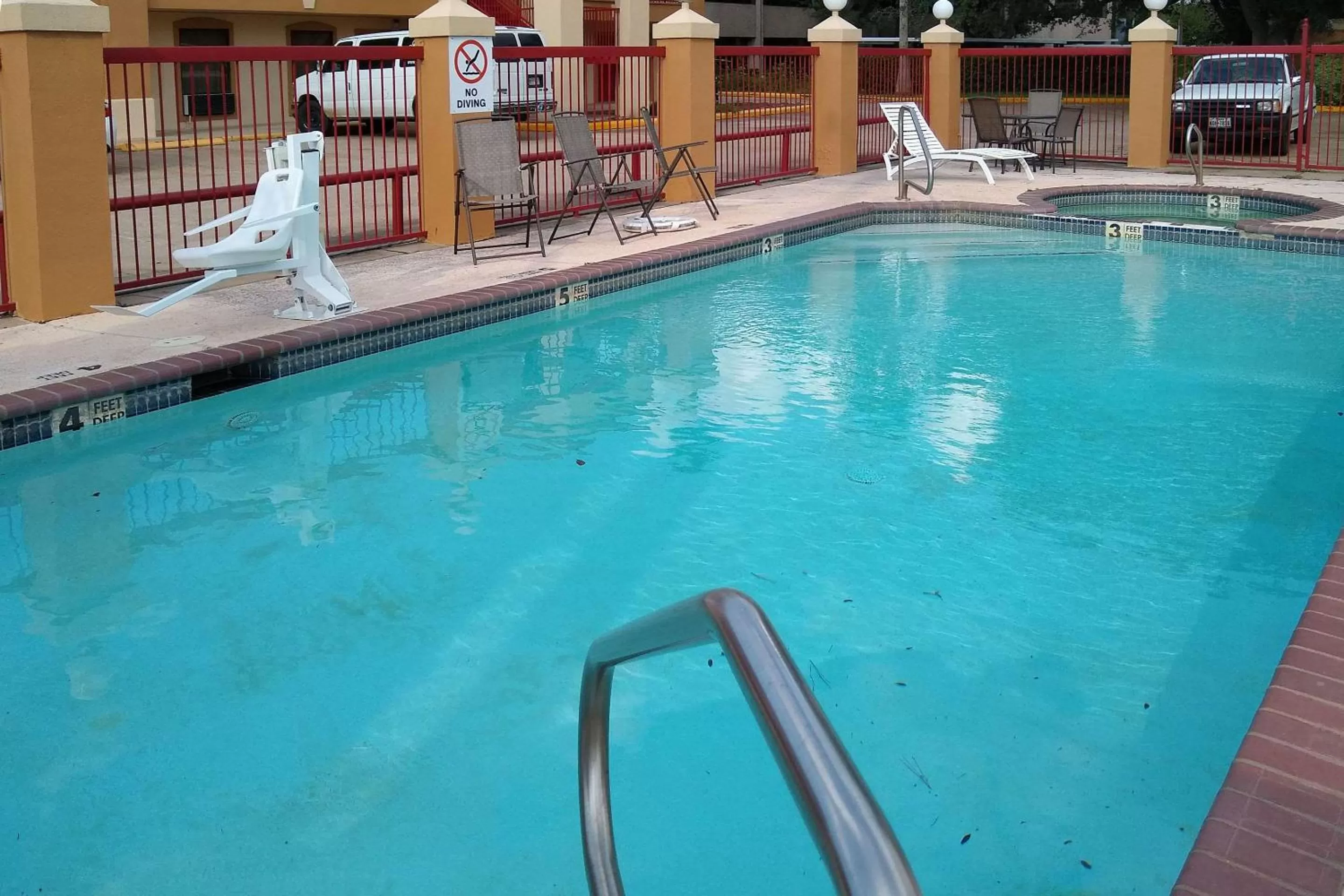 On site in Econo Lodge Inn & Suites West - Energy Corridor