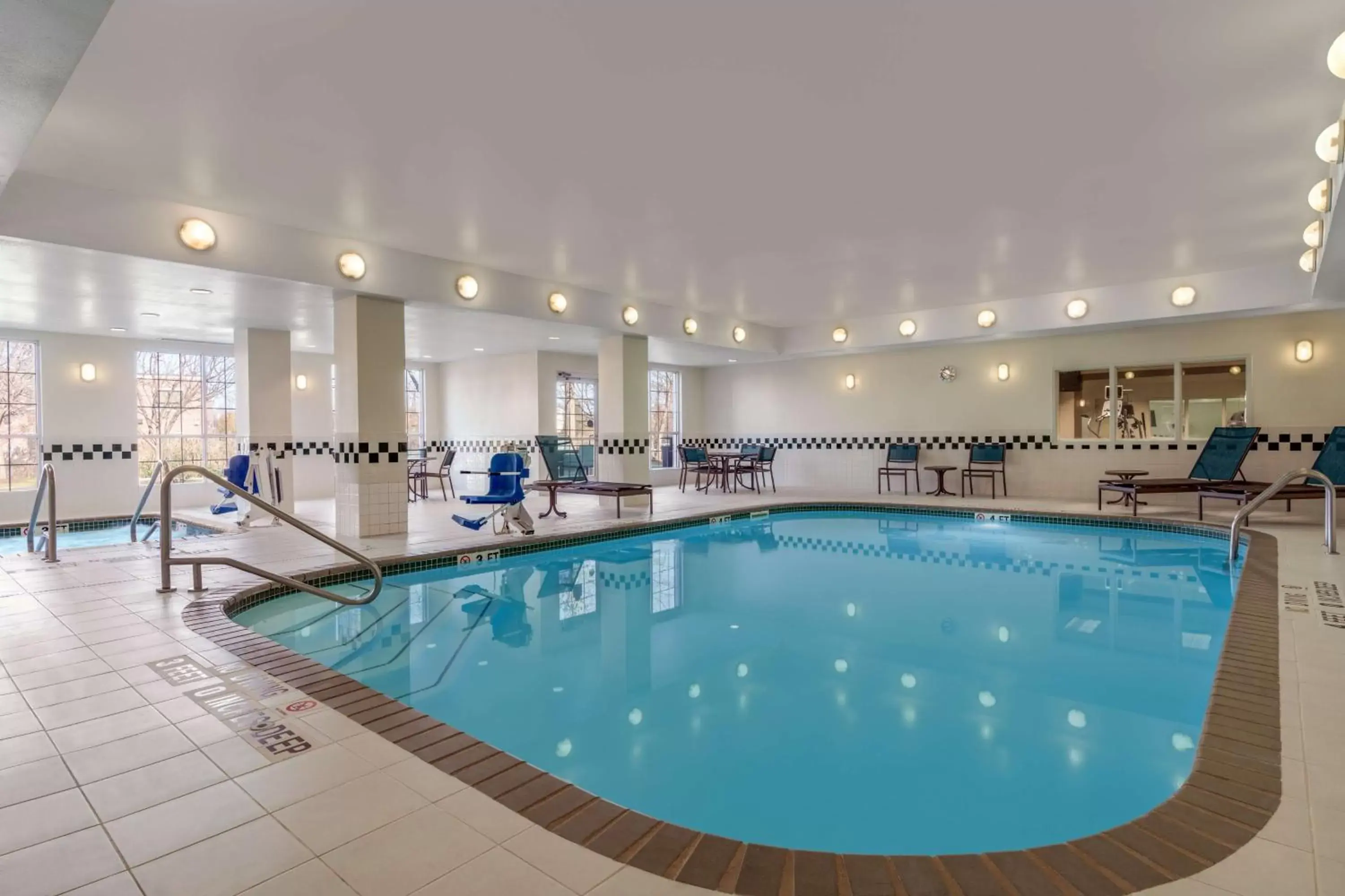 Pool view, Swimming Pool in Homewood Suites by Hilton Providence-Warwick