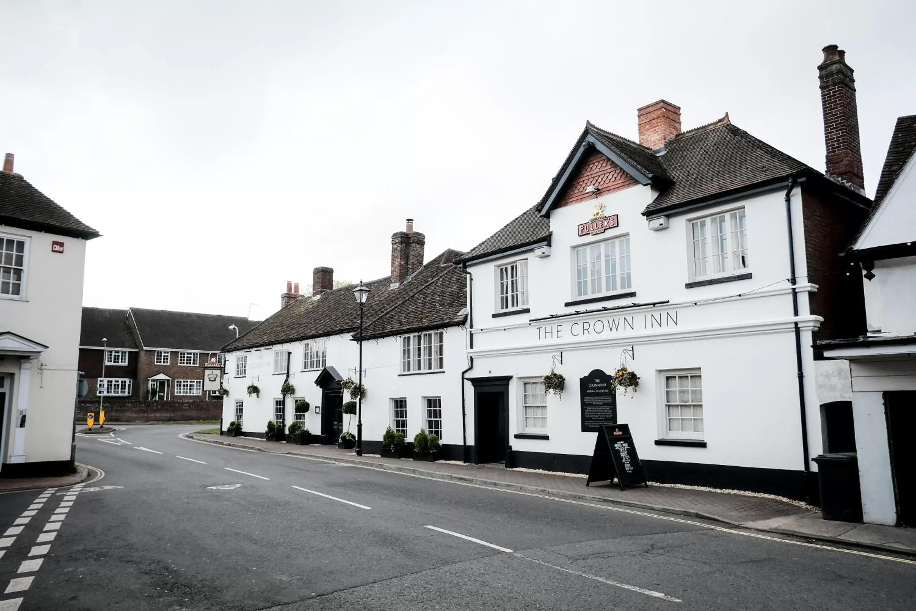 Facade/entrance, Property Building in The Crown Inn