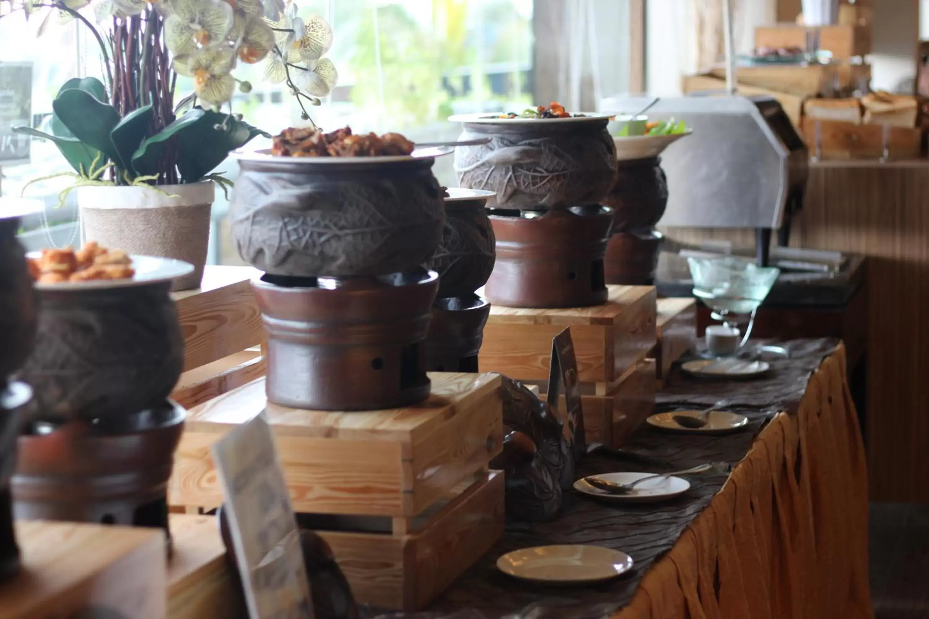 Restaurant/Places to Eat in Novotel Balikpapan