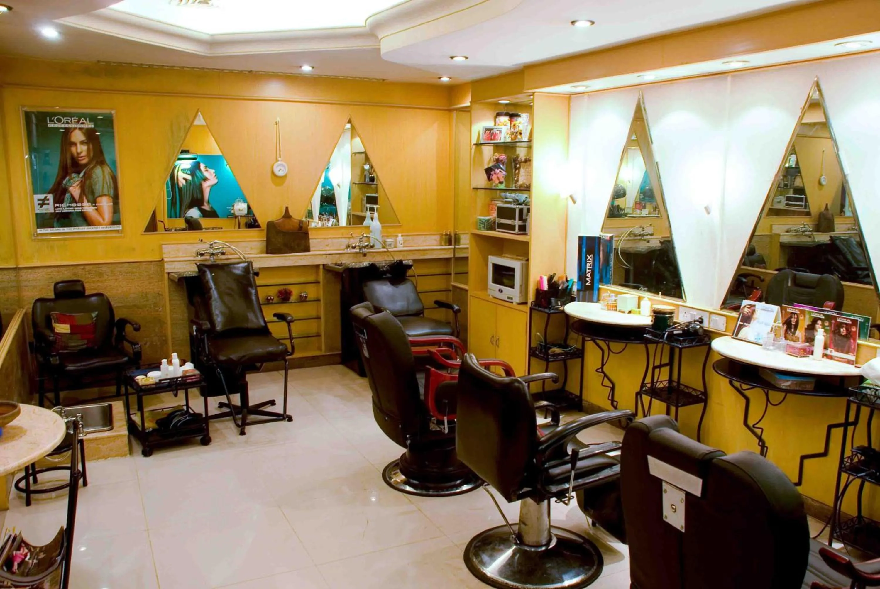 Spa and wellness centre/facilities in Savera Hotel