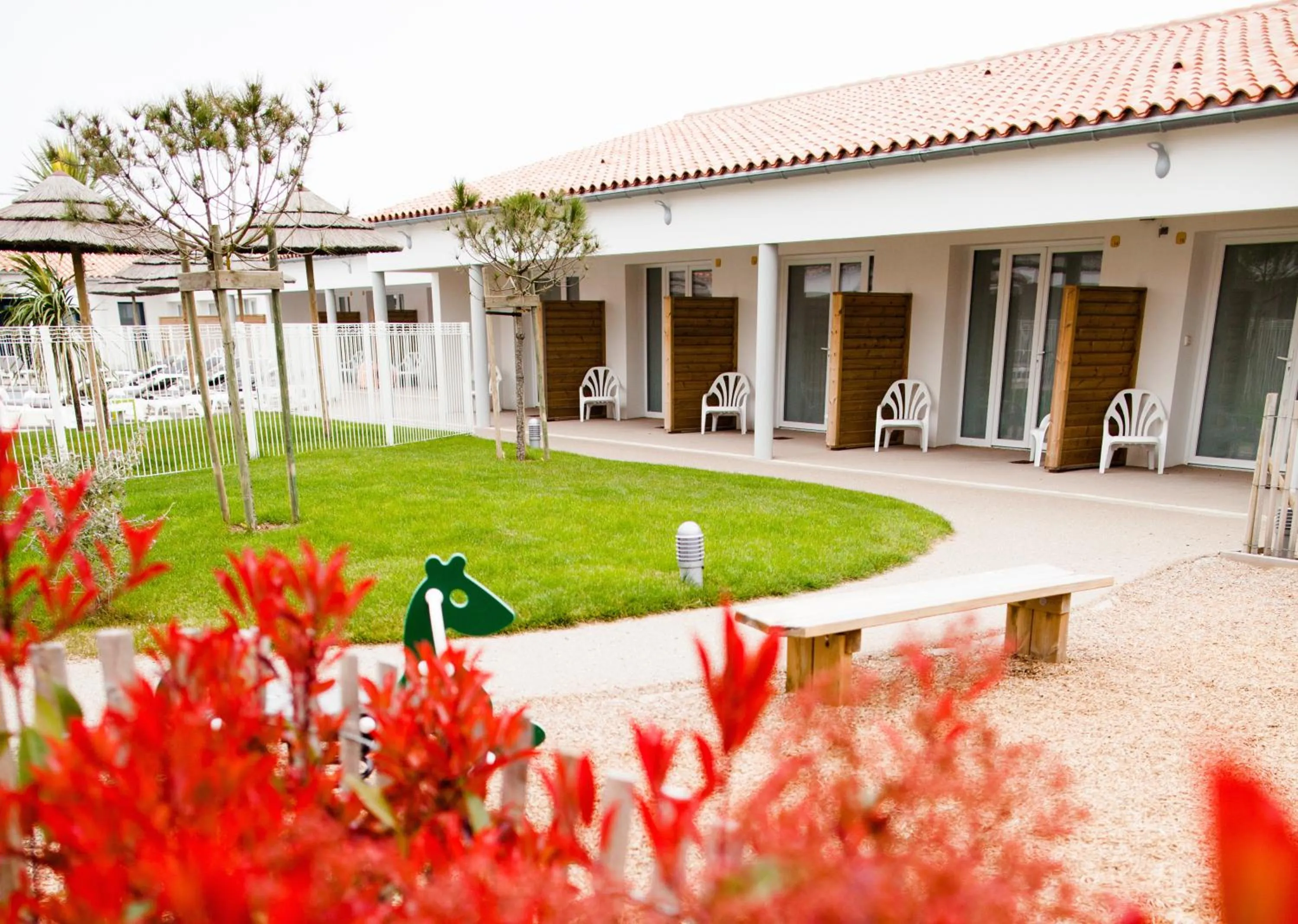 Balcony/Terrace in Hôtel de Ré, "The Originals Résidence"