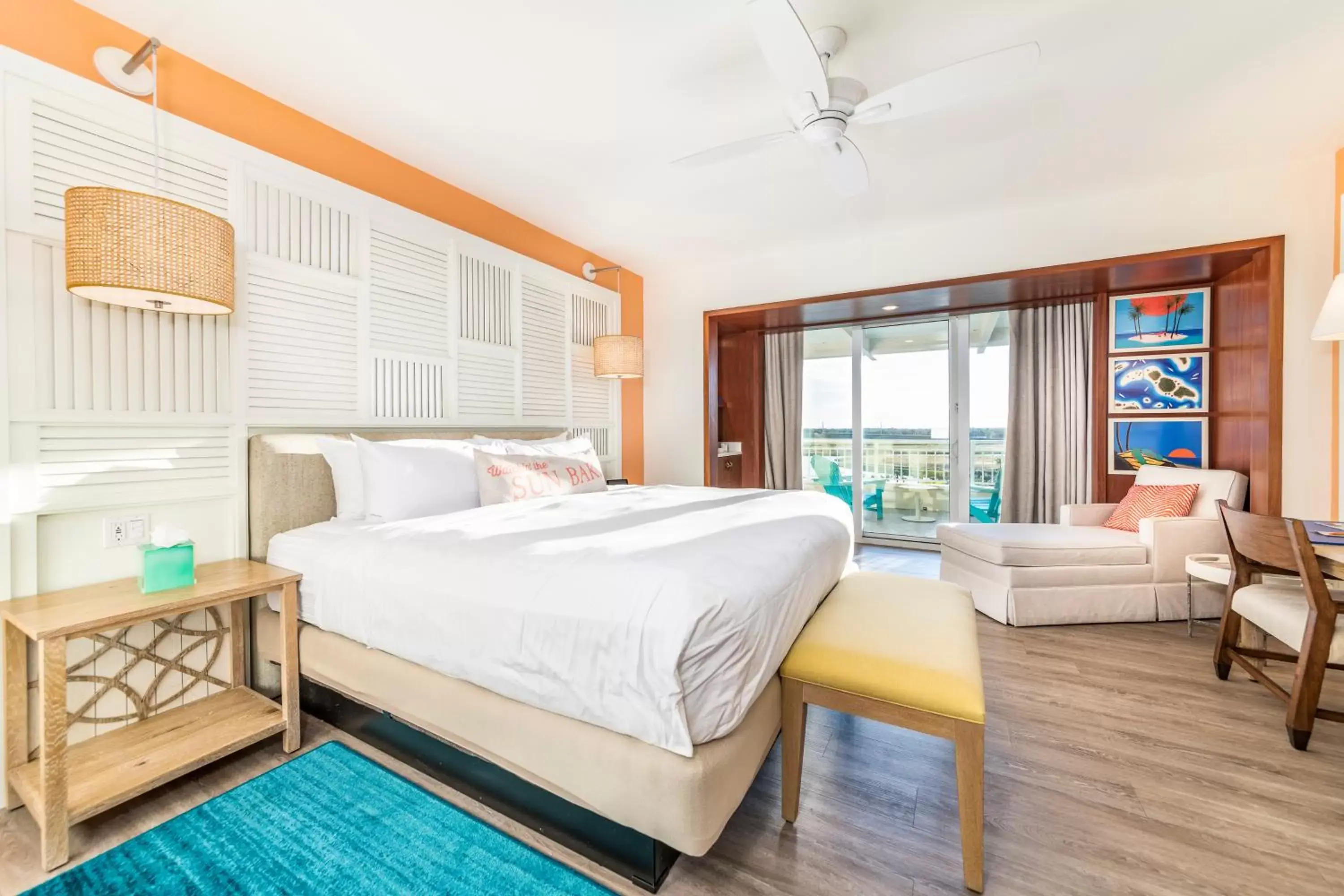 Bed in Margaritaville Resort Orlando