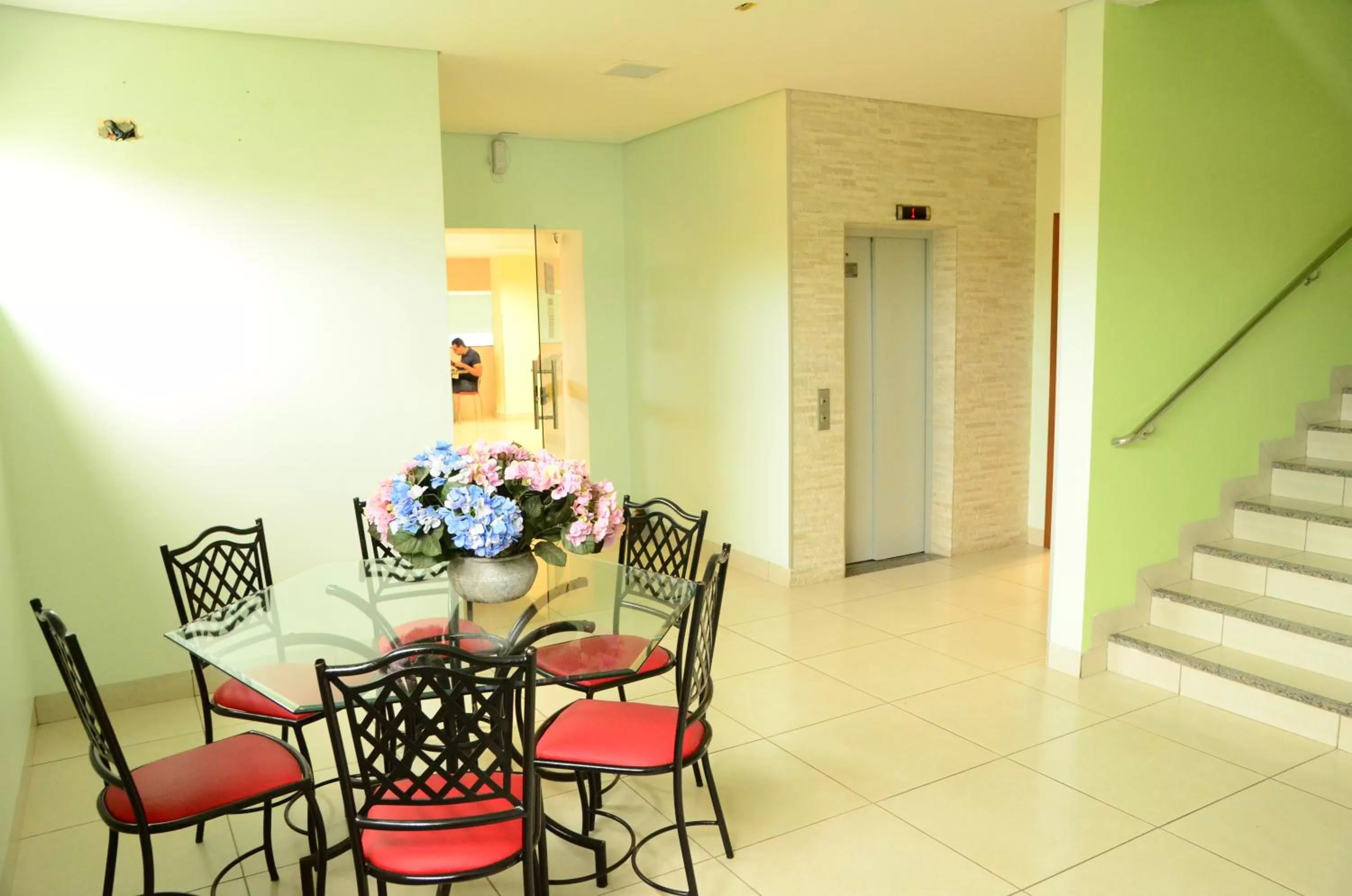 Area and facilities in Hotel Capital