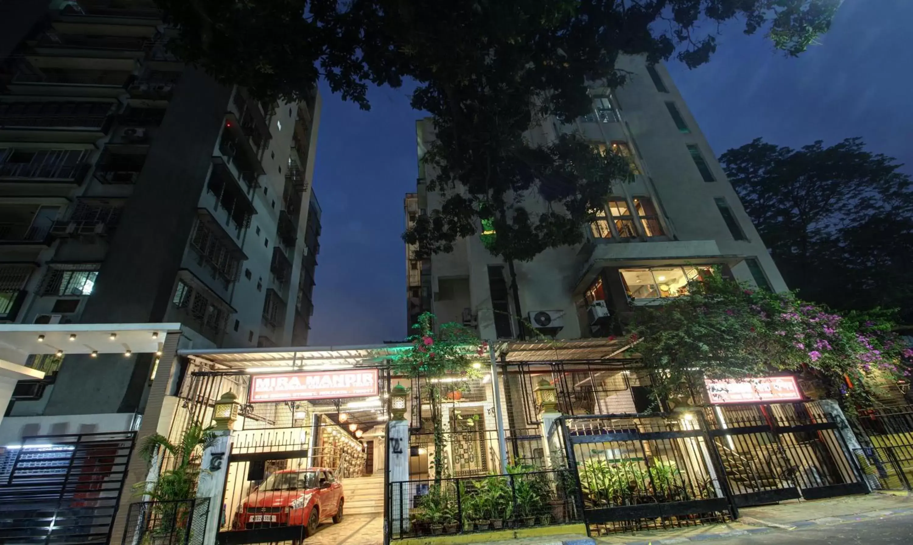 Property building in Treebo Mira Inn, Camac Street Property building in Treebo Mira Inn, Camac Street