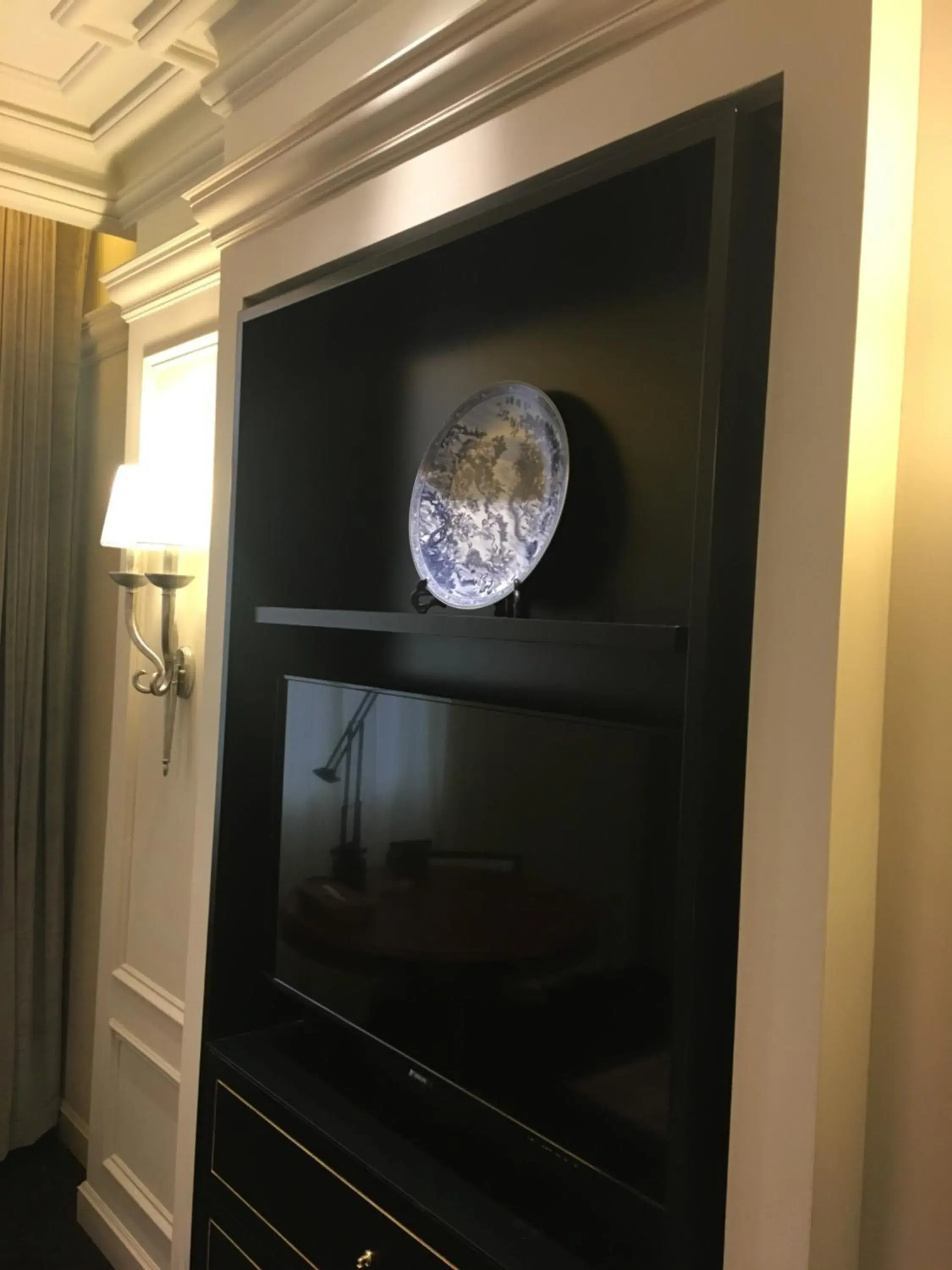 Decorative detail, TV/Entertainment Center in Golden Tulip Bund New Asia