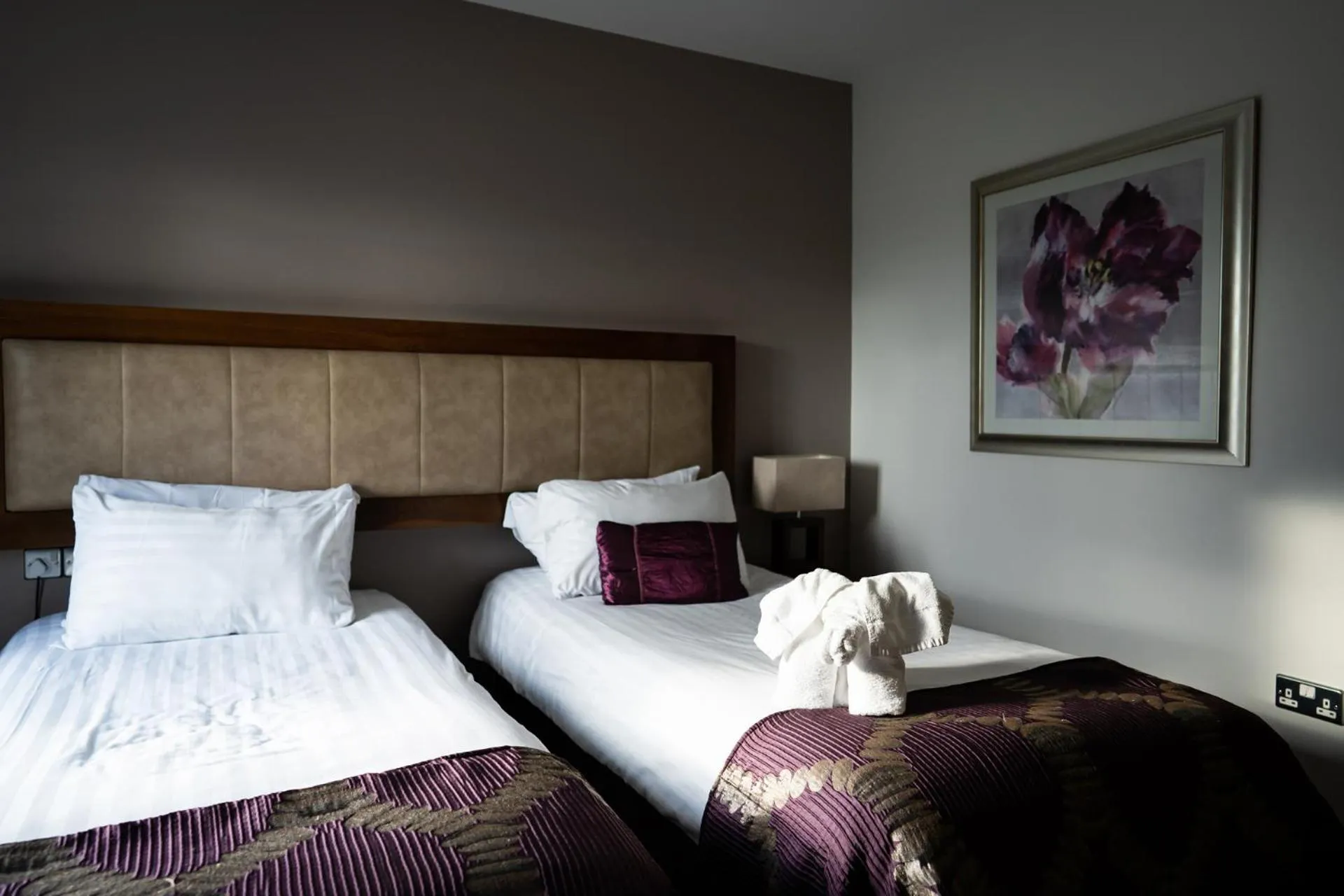 Bedroom, Bed in Ballyrobin Hotel