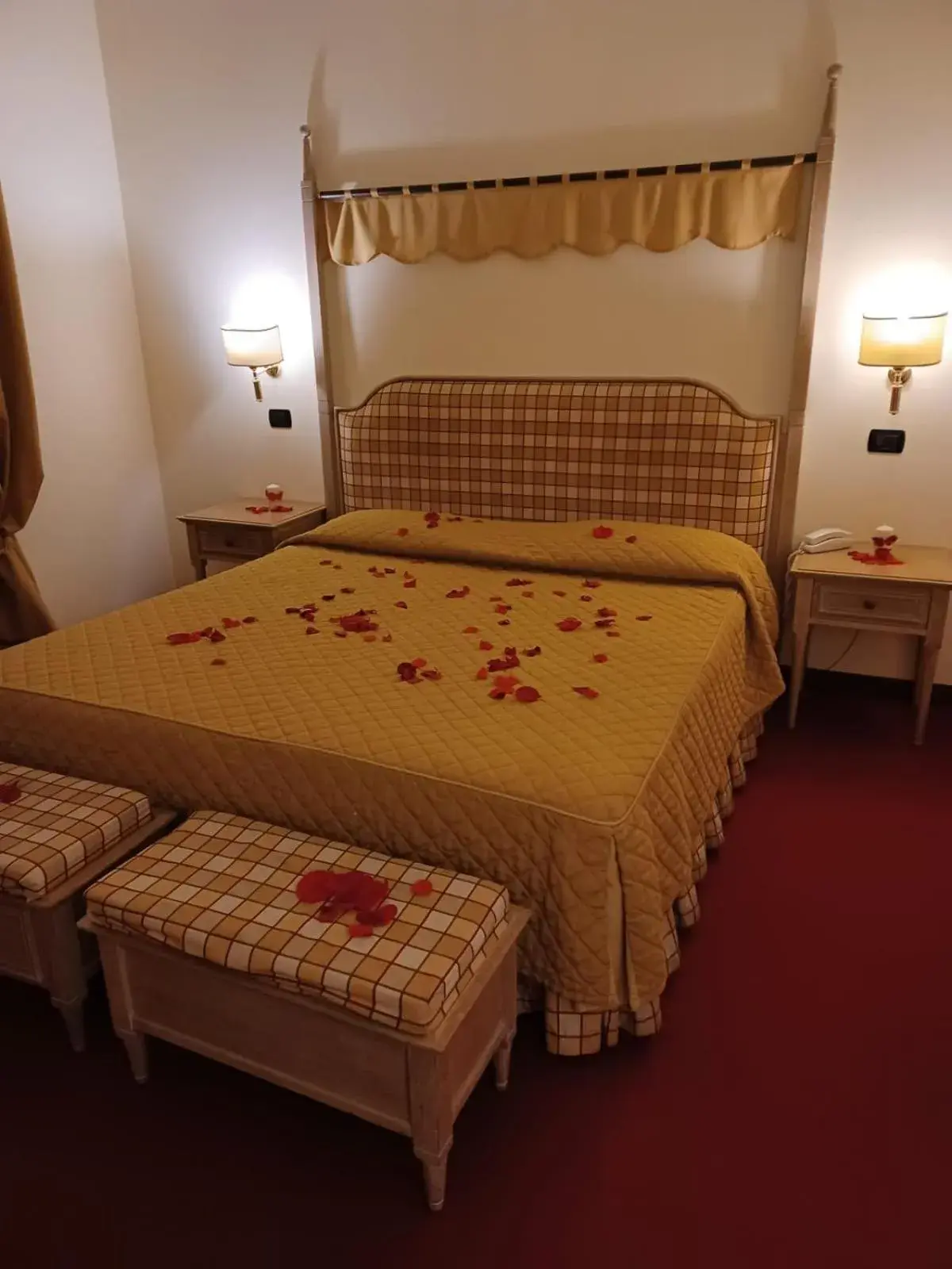 Bed in Hotel Manzoni Wellness&Spa