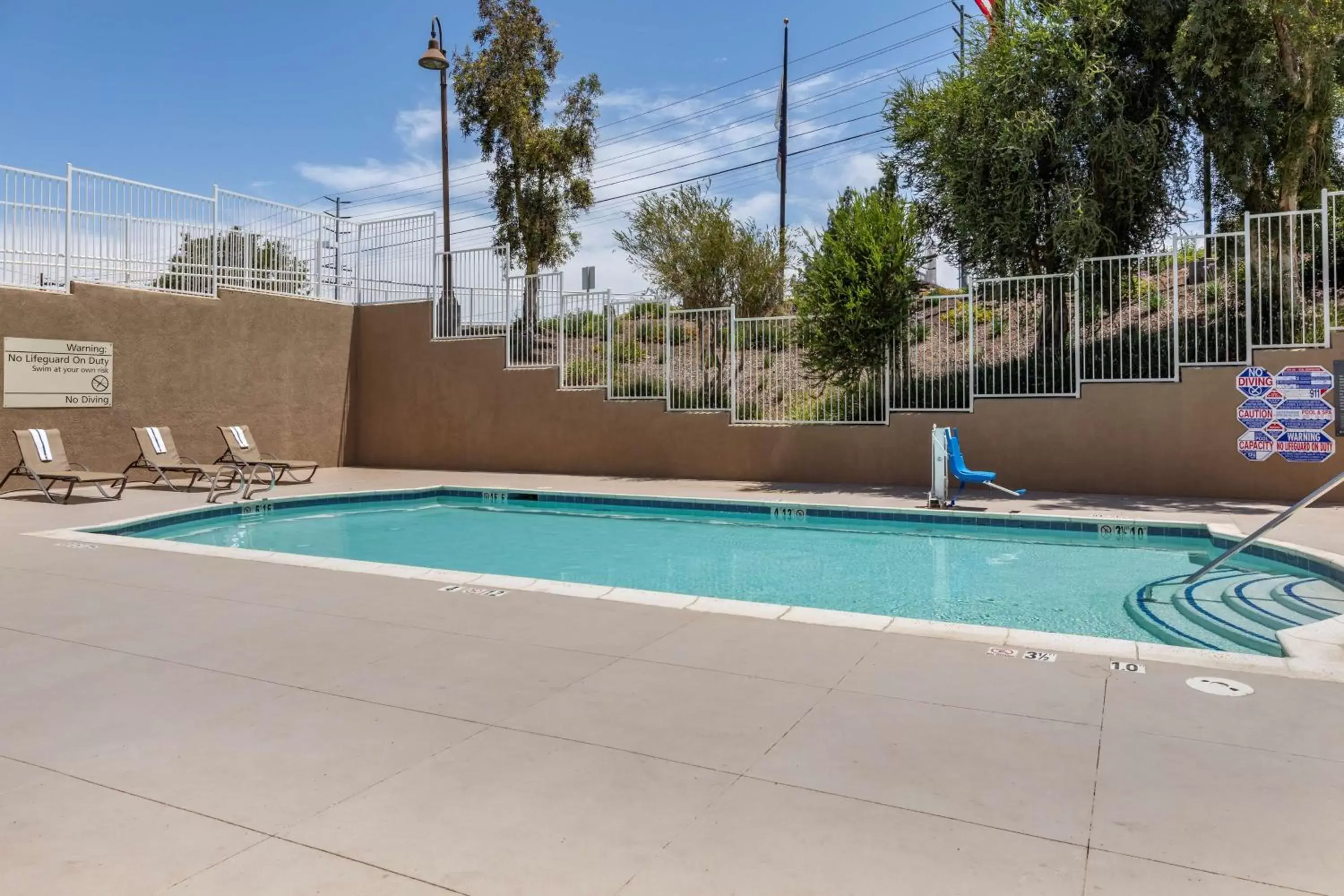 Pool view in Hampton Inn Norco/Corona Pool view in Hampton Inn Norco/Corona