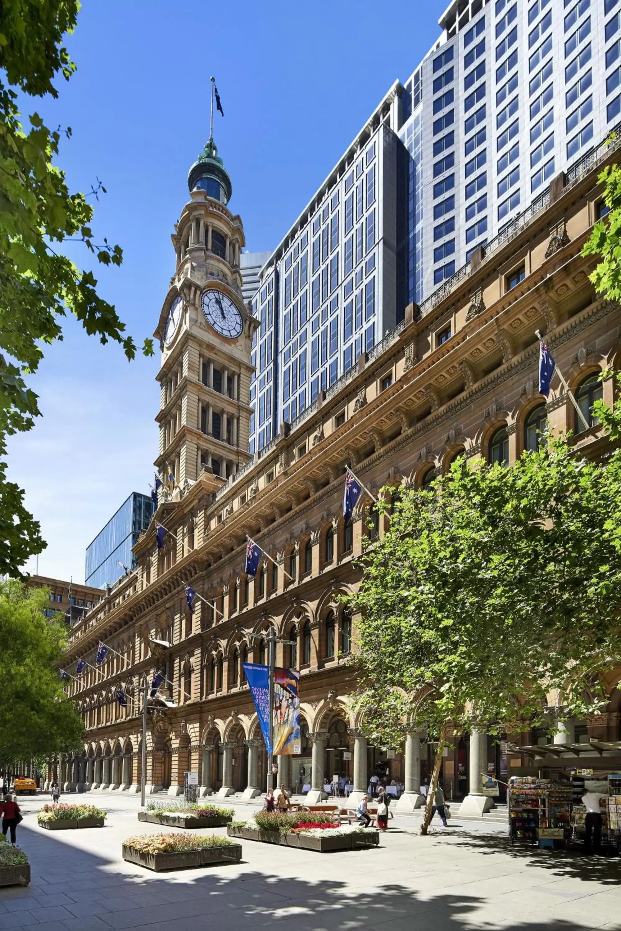 Property Building in The Fullerton Hotel Sydney