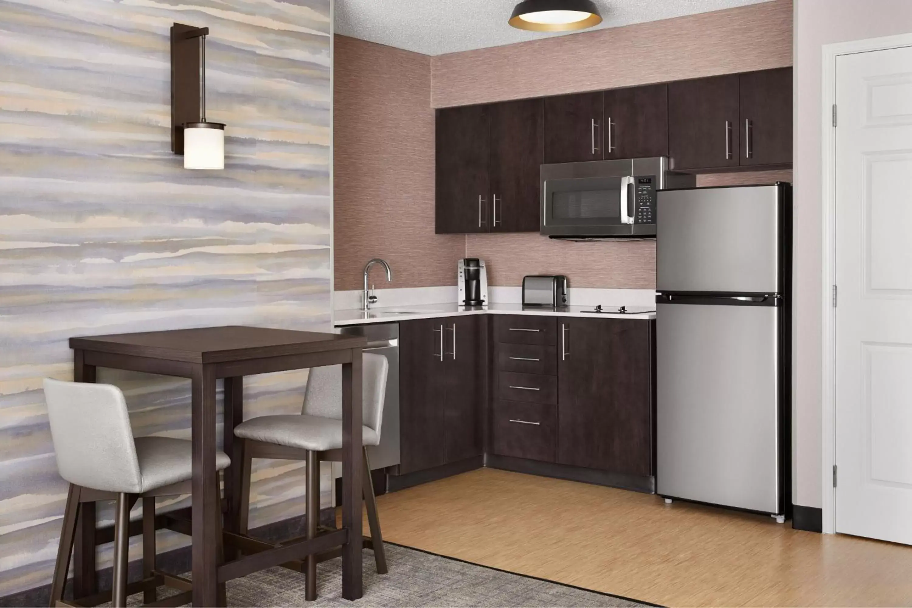 Kitchen or kitchenette, Kitchen/Kitchenette in Residence Inn Indianapolis Northwest