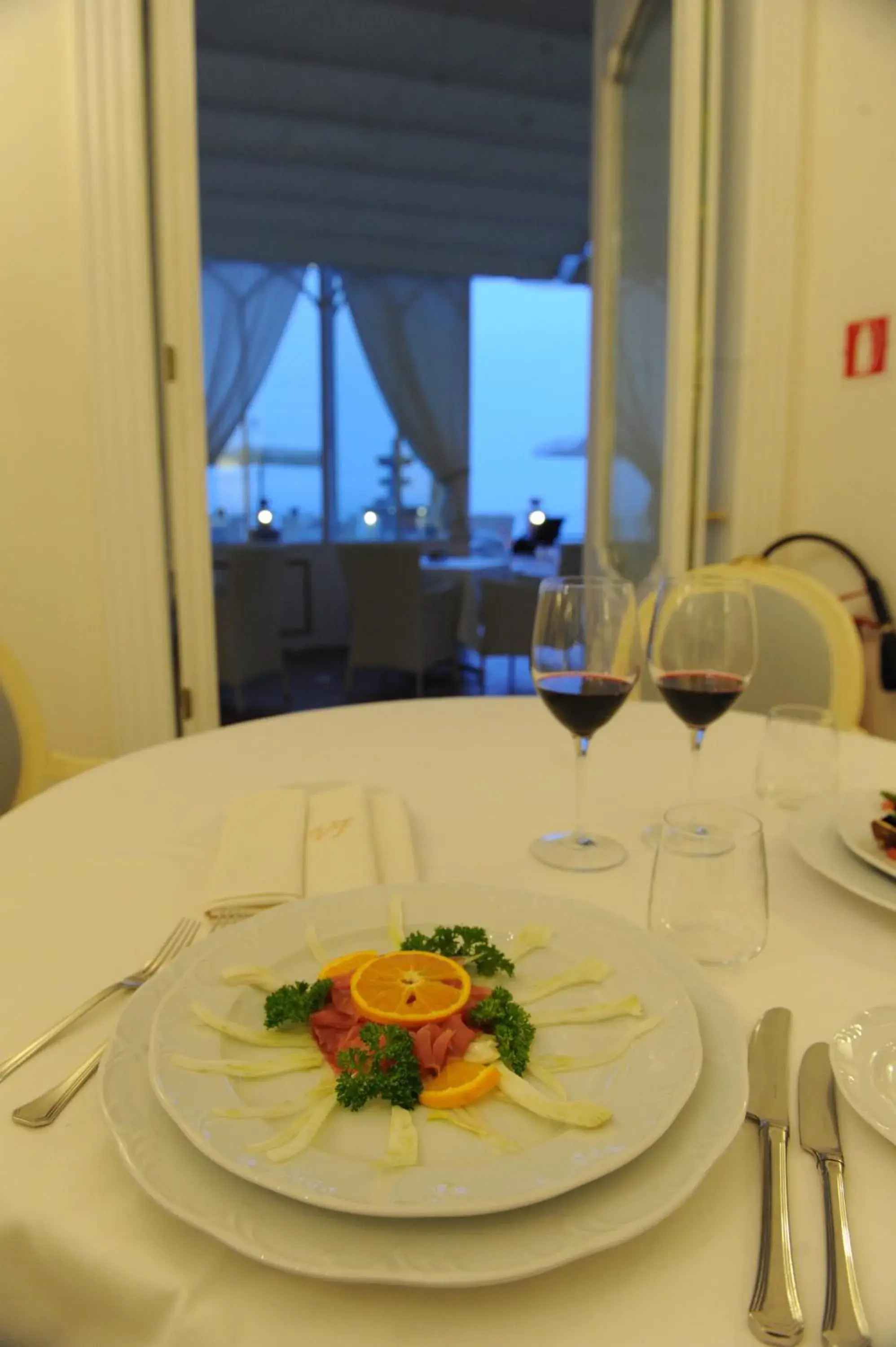Restaurant/places to eat in Hotel Villa Fraulo