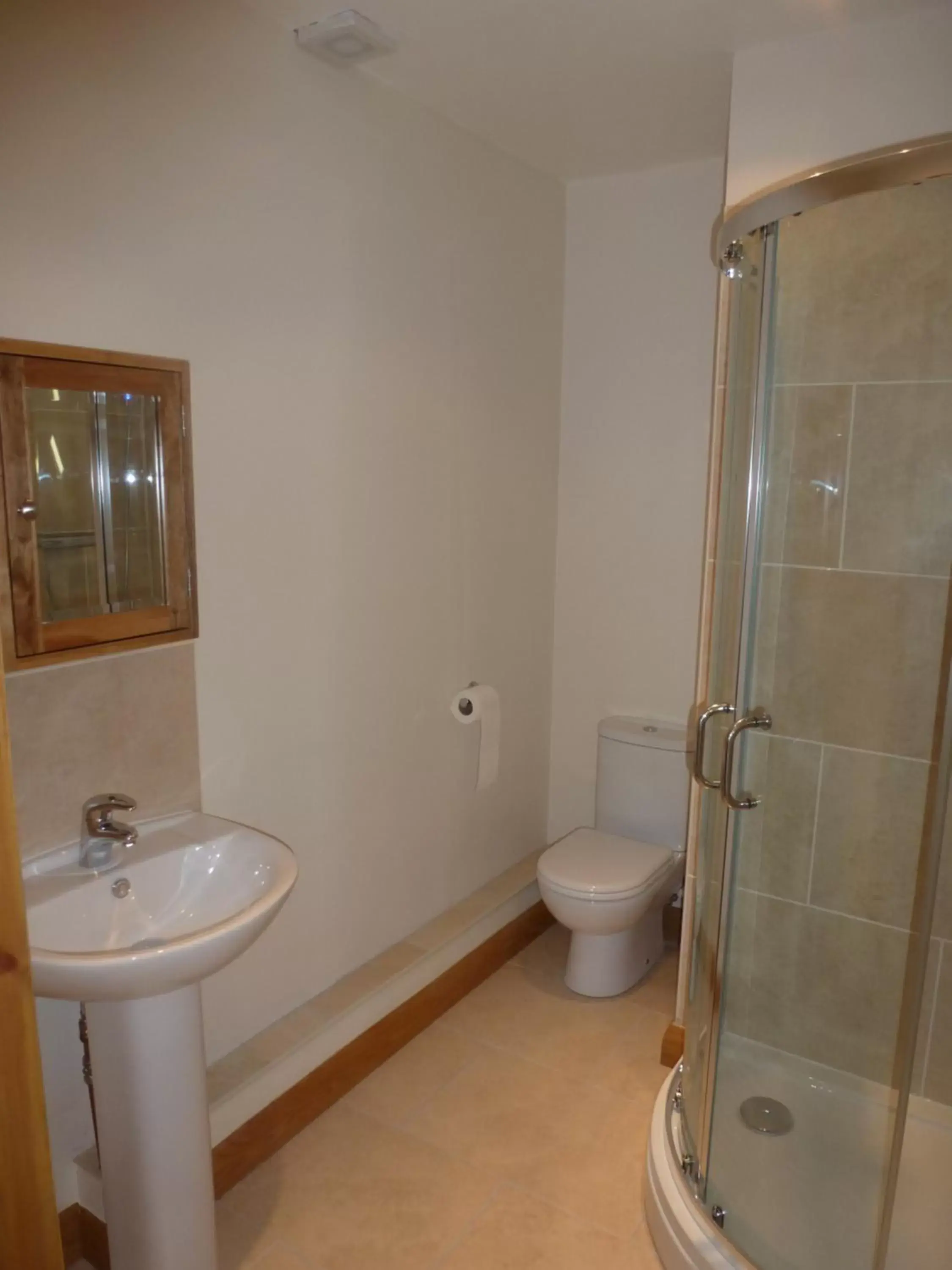 Bathroom in Mile House Barn Bed & Breakfast