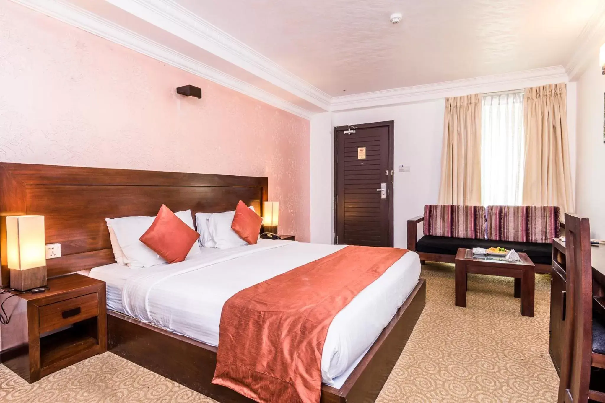 Photo of the whole room, Bed in Ceylon City Hotel,Colombo