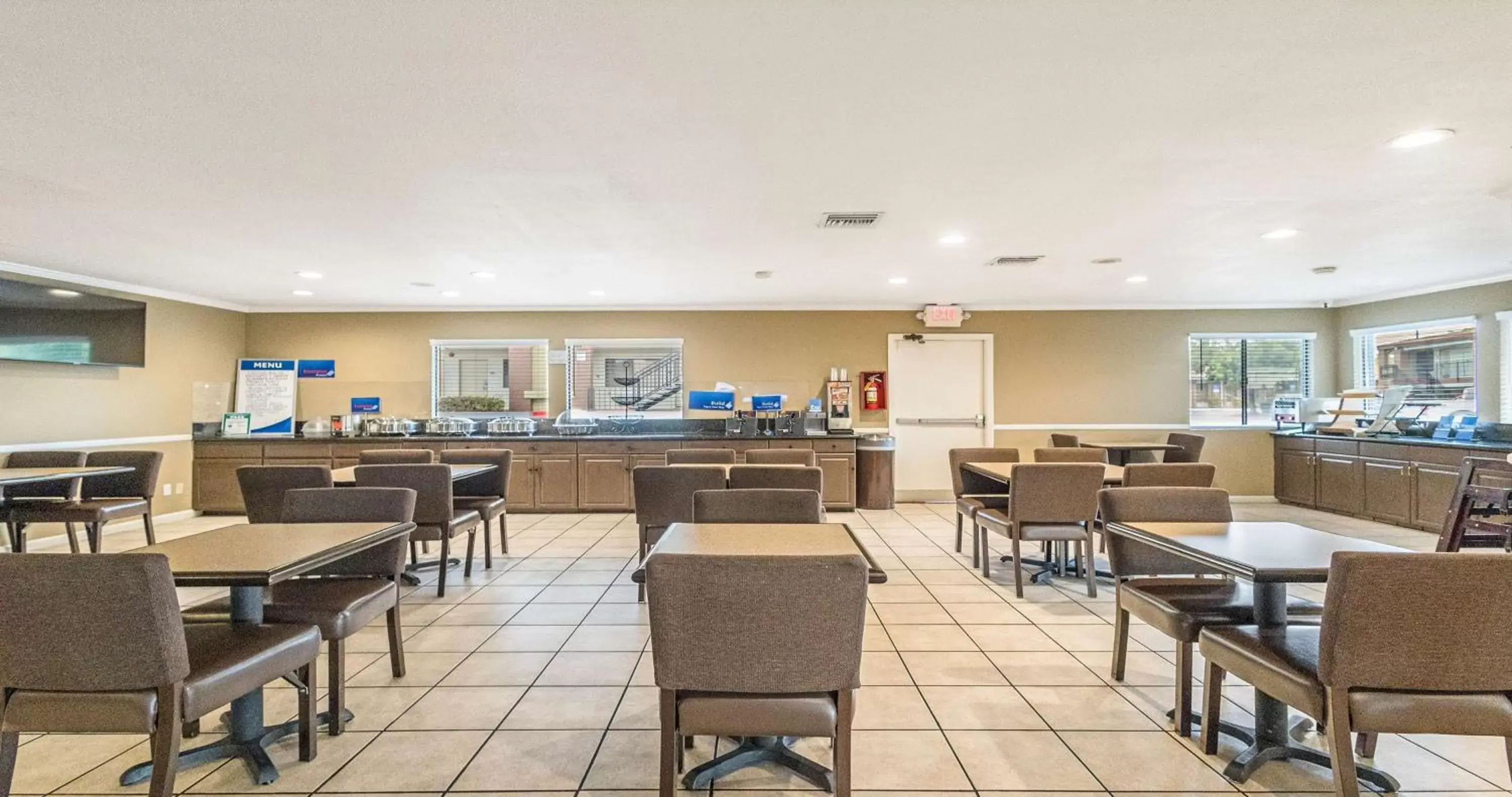 Breakfast, Restaurant/Places to Eat in Best Western Roseville Inn