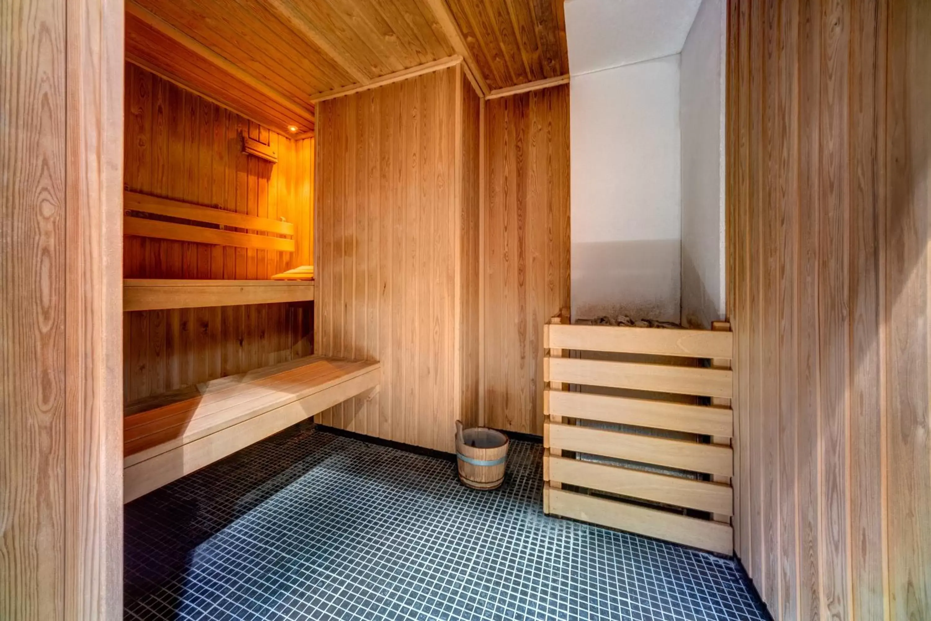 Sauna in Apex Waterloo Place Hotel